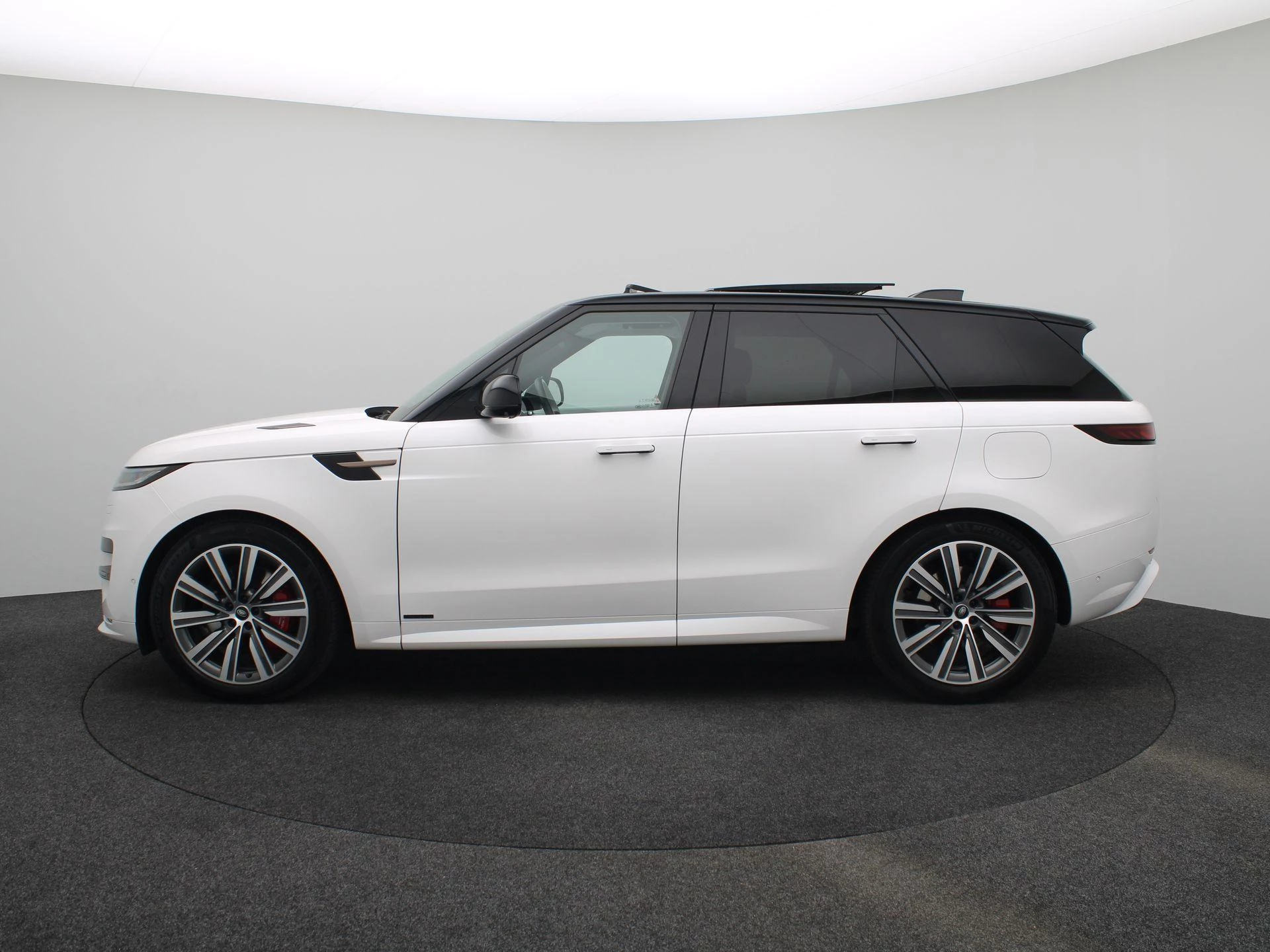Land Rover-Range Rover Sport-image-3