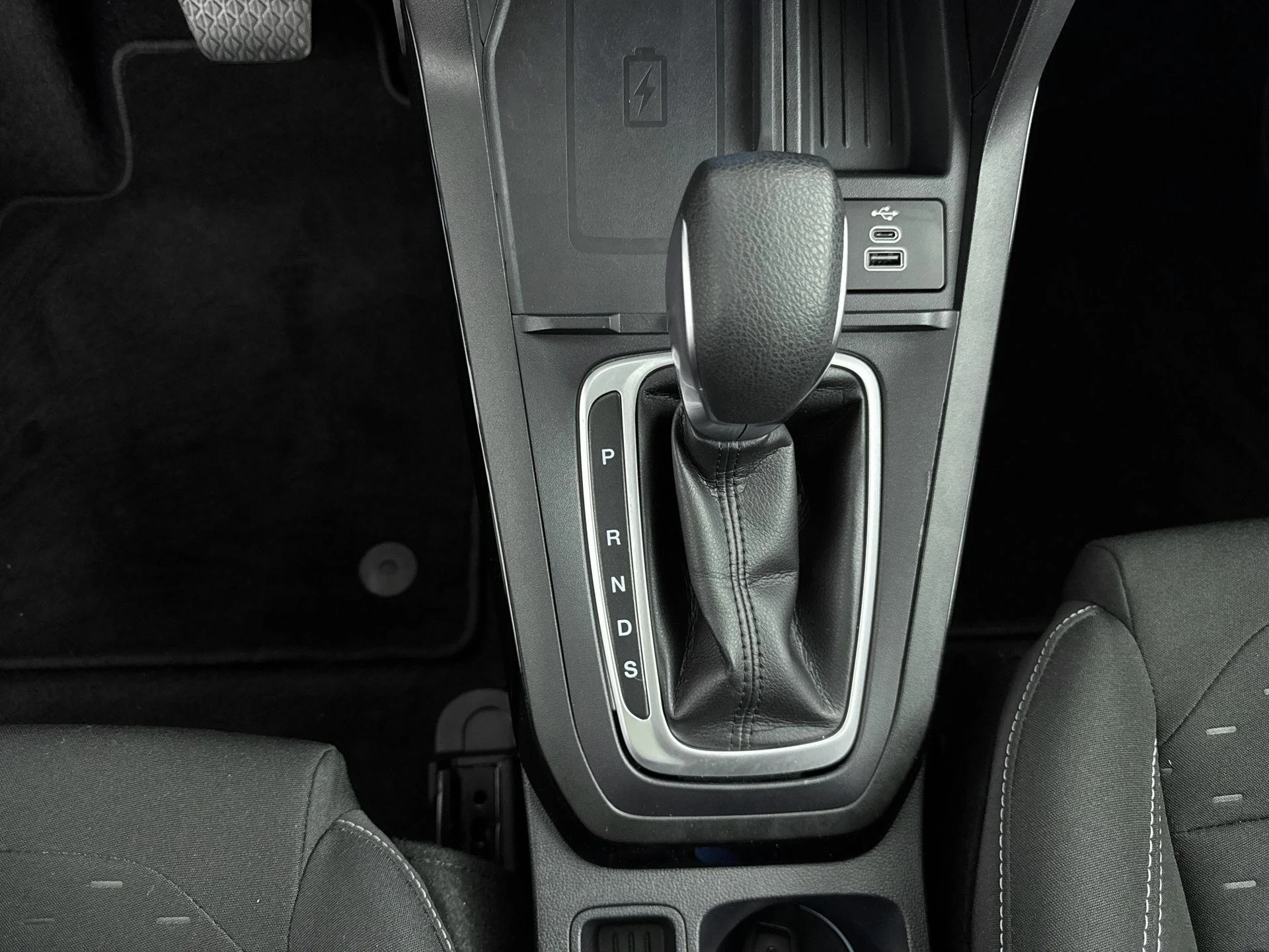 Ford-Puma-image-13