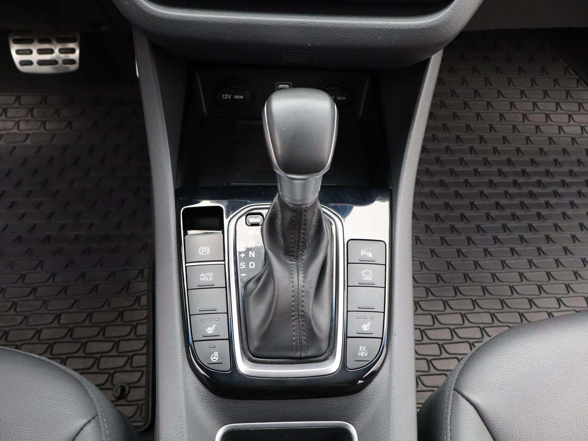 Hyundai IONIQ 1.6 GDi PHEV Premium