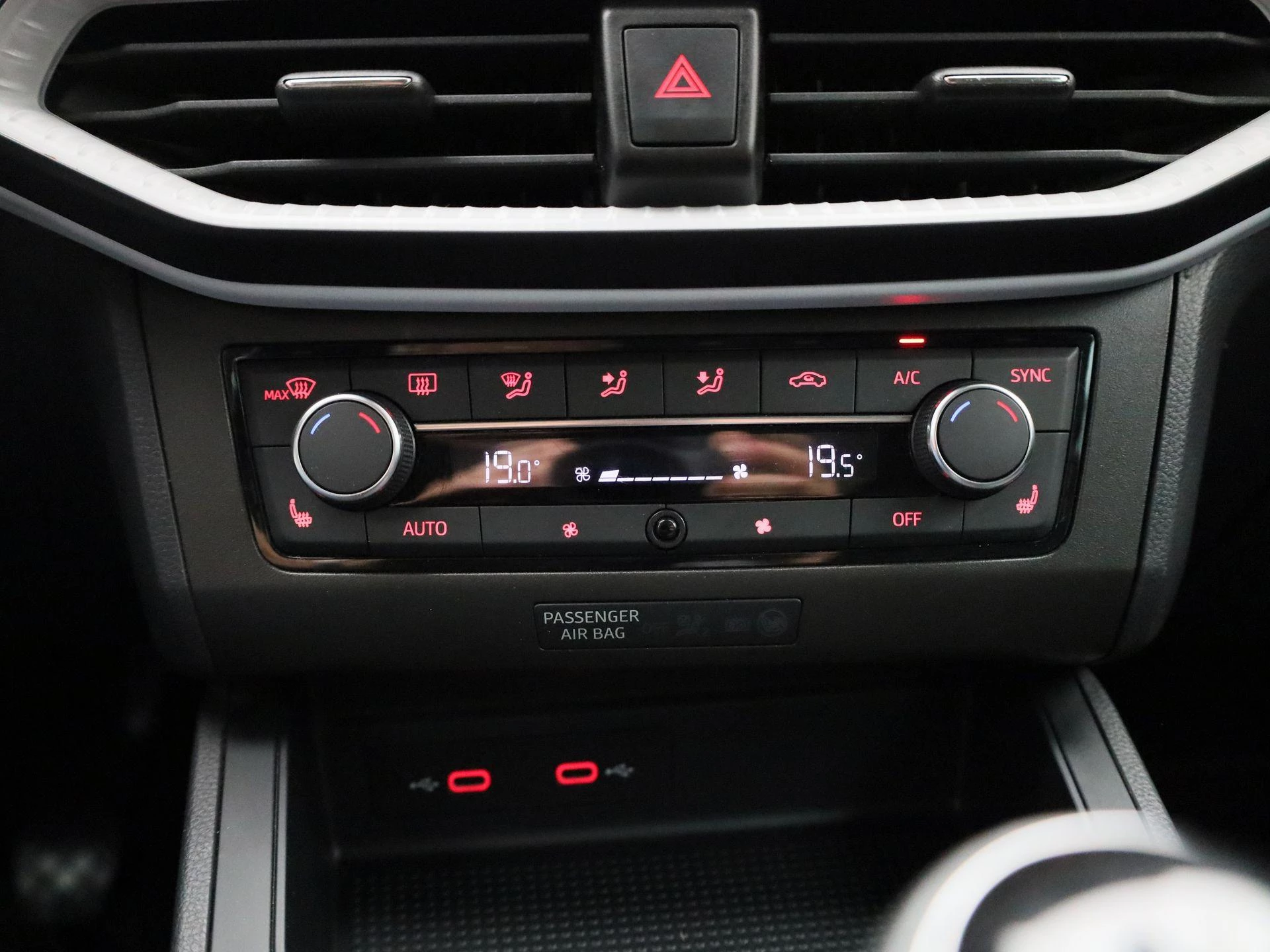 SEAT-Ibiza-image-16
