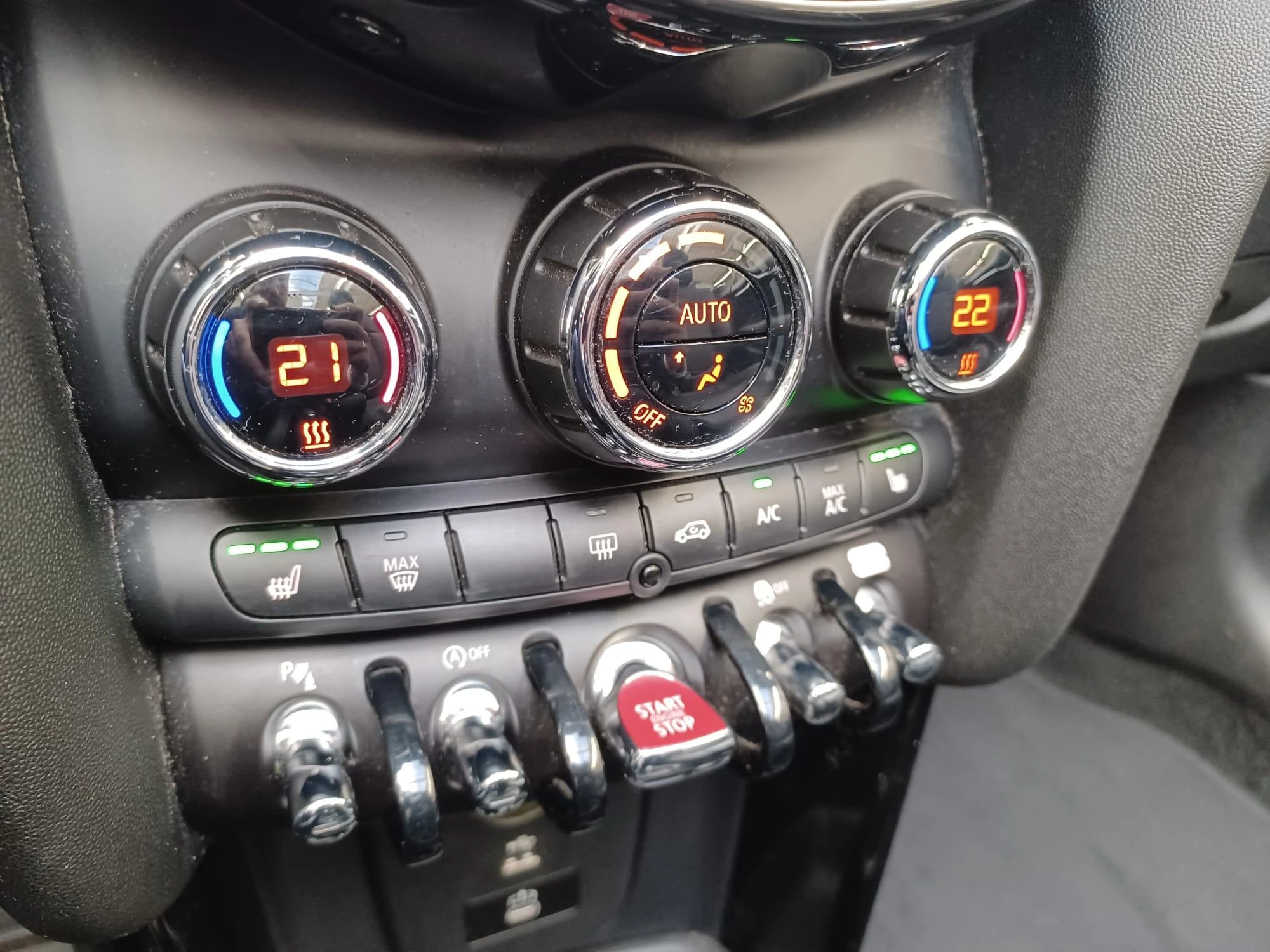 MINI-Cooper Cabrio-image-20