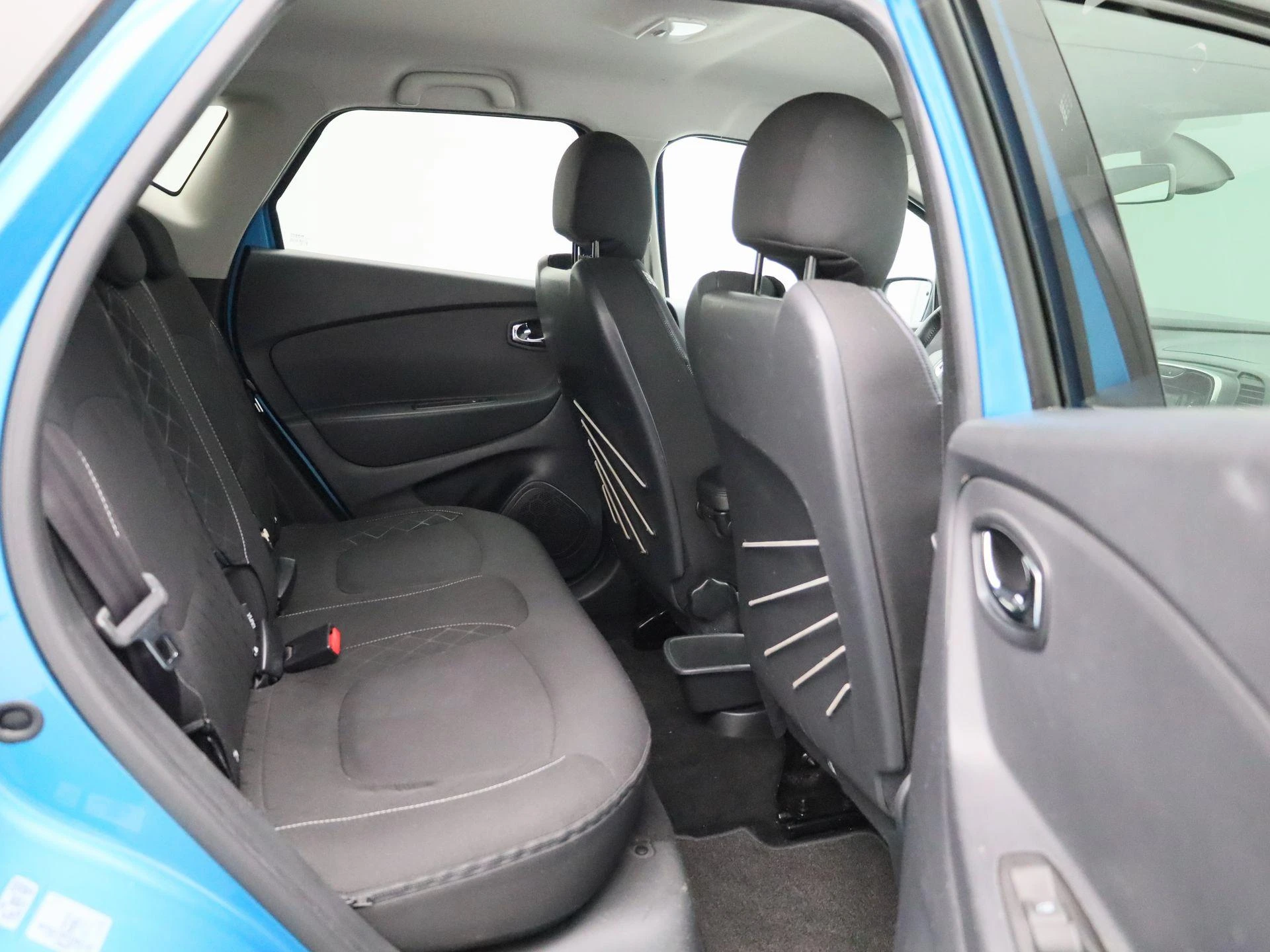 Renault-Captur-image-29