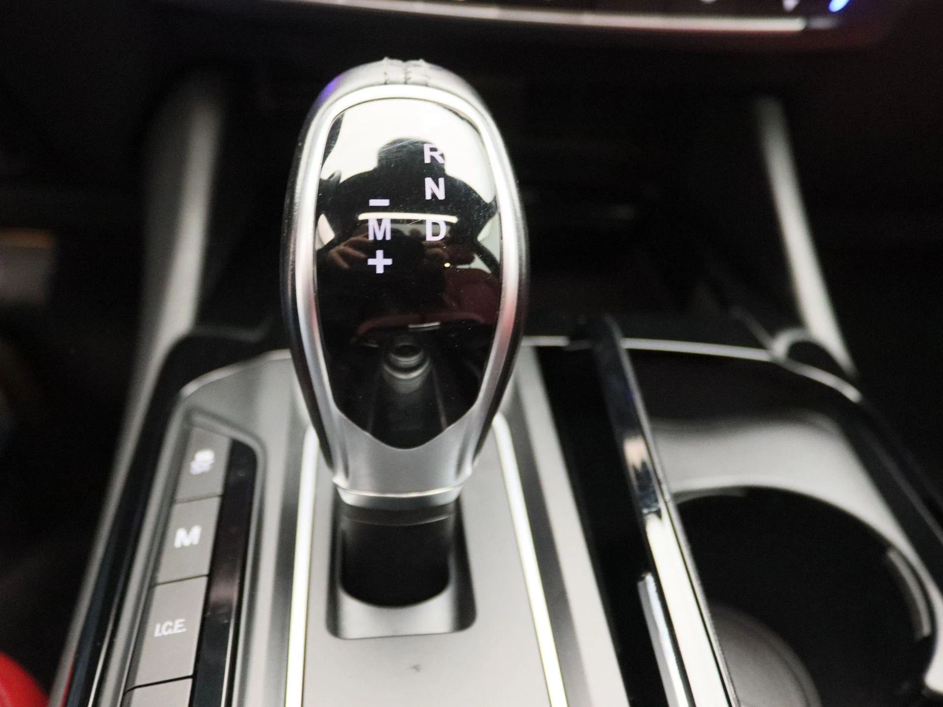 Maserati-Levante-image-9