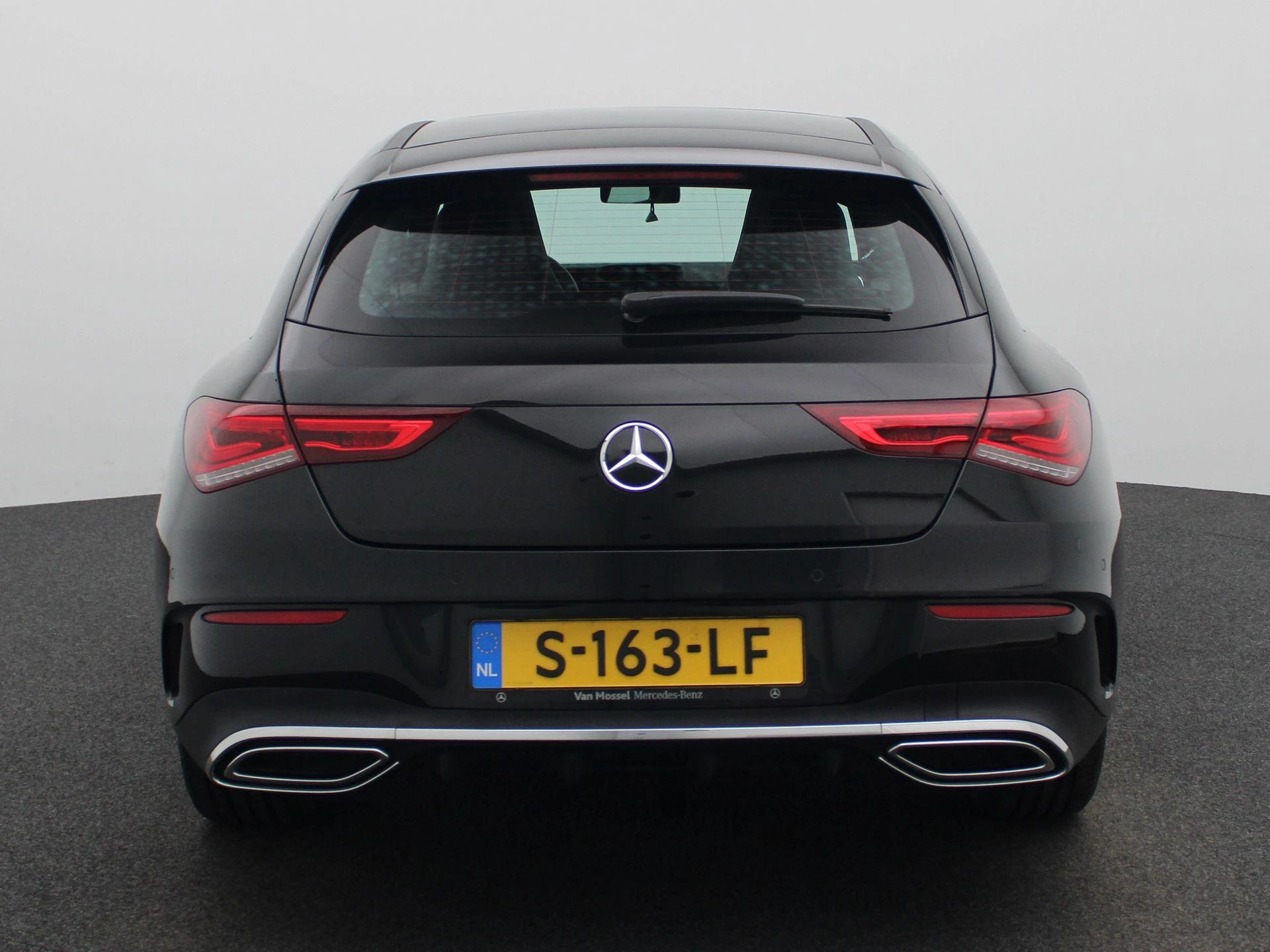 Mercedes-Benz CLA Shooting Brake 250 e AMG Line