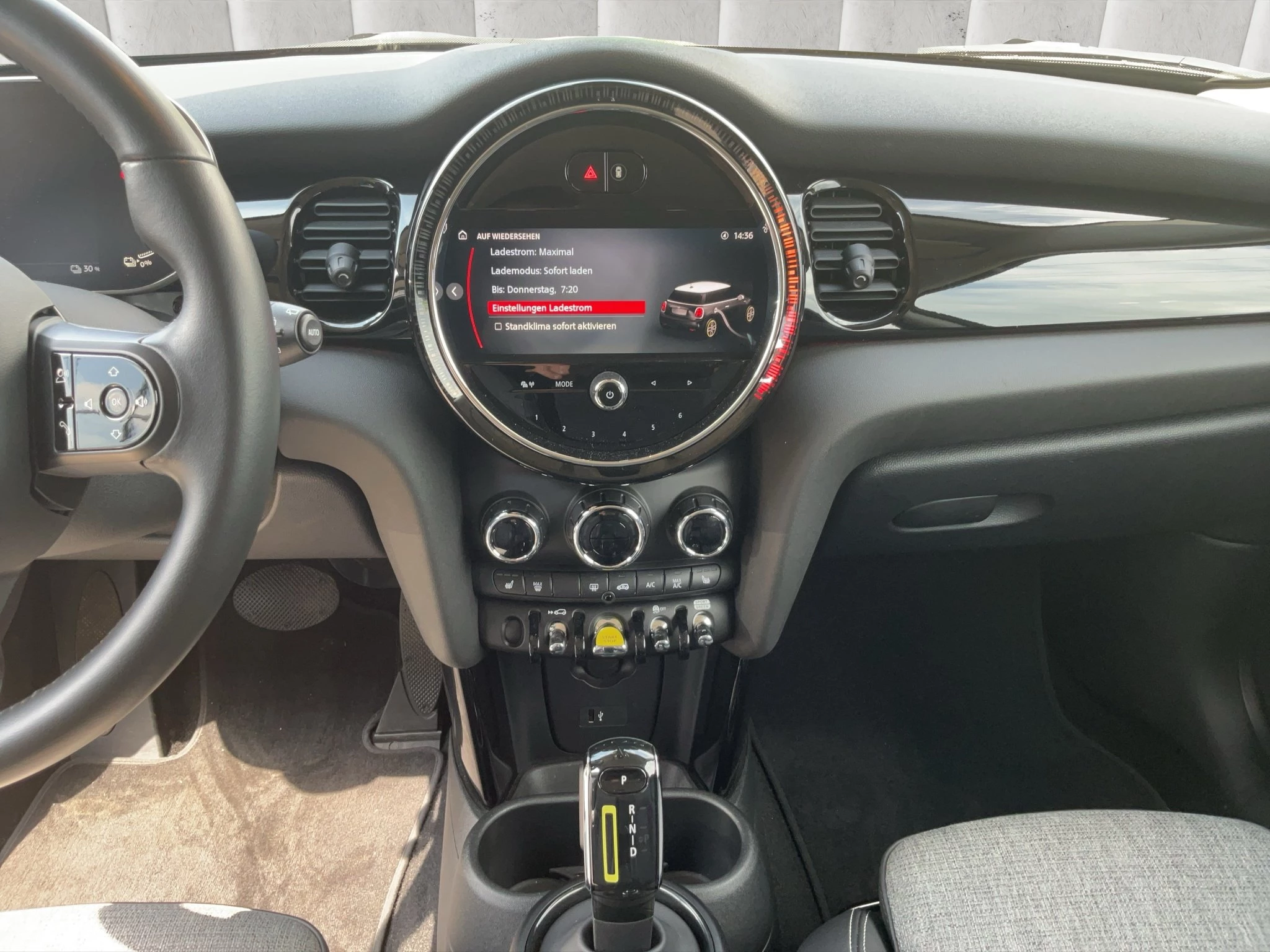 MINI Electric COOPER SE Classic Trim