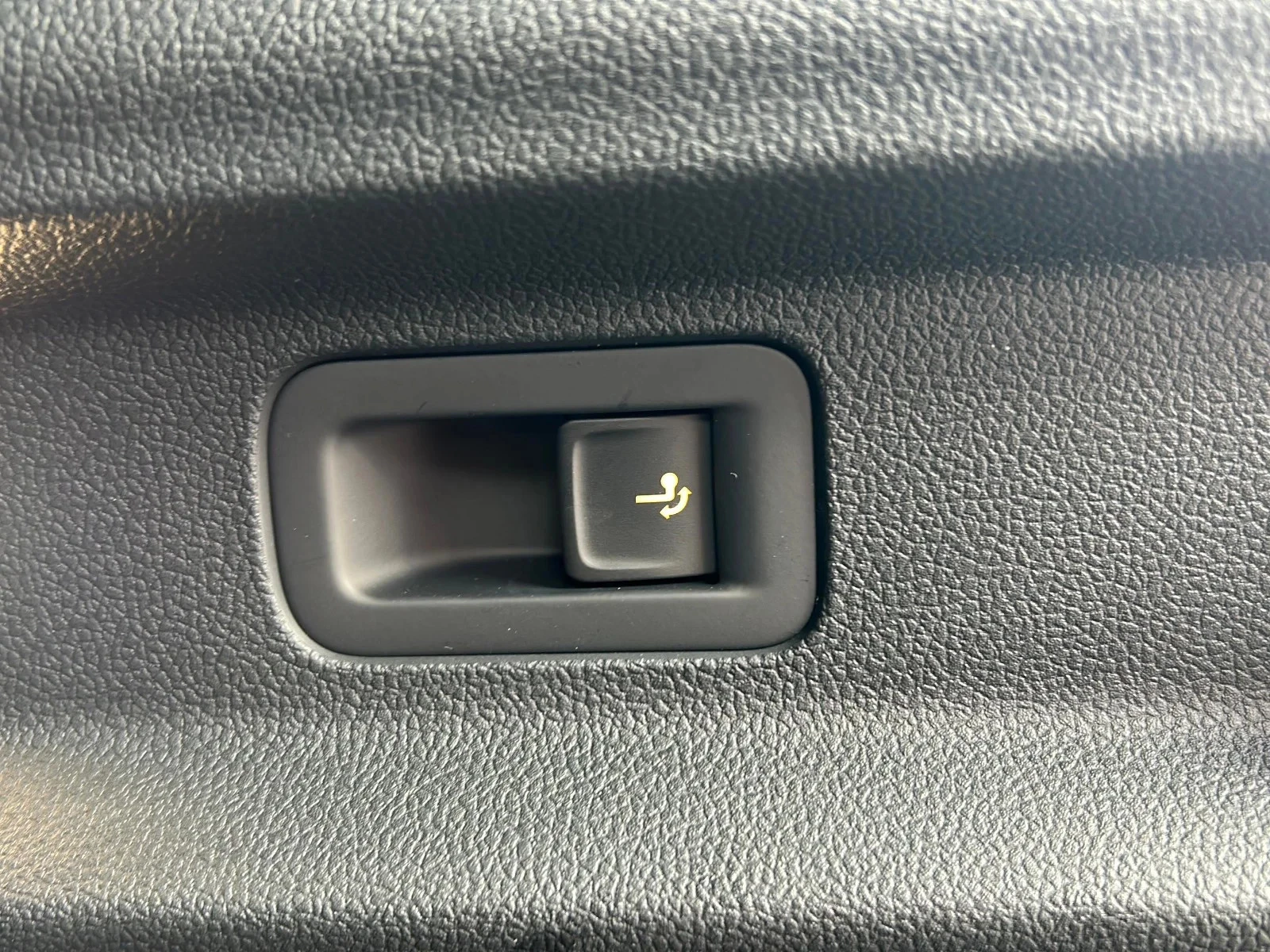 Ford-Explorer-image-20