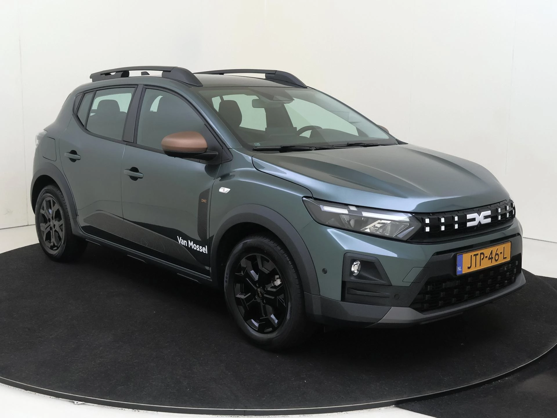 Dacia-Sandero Stepway-image-1