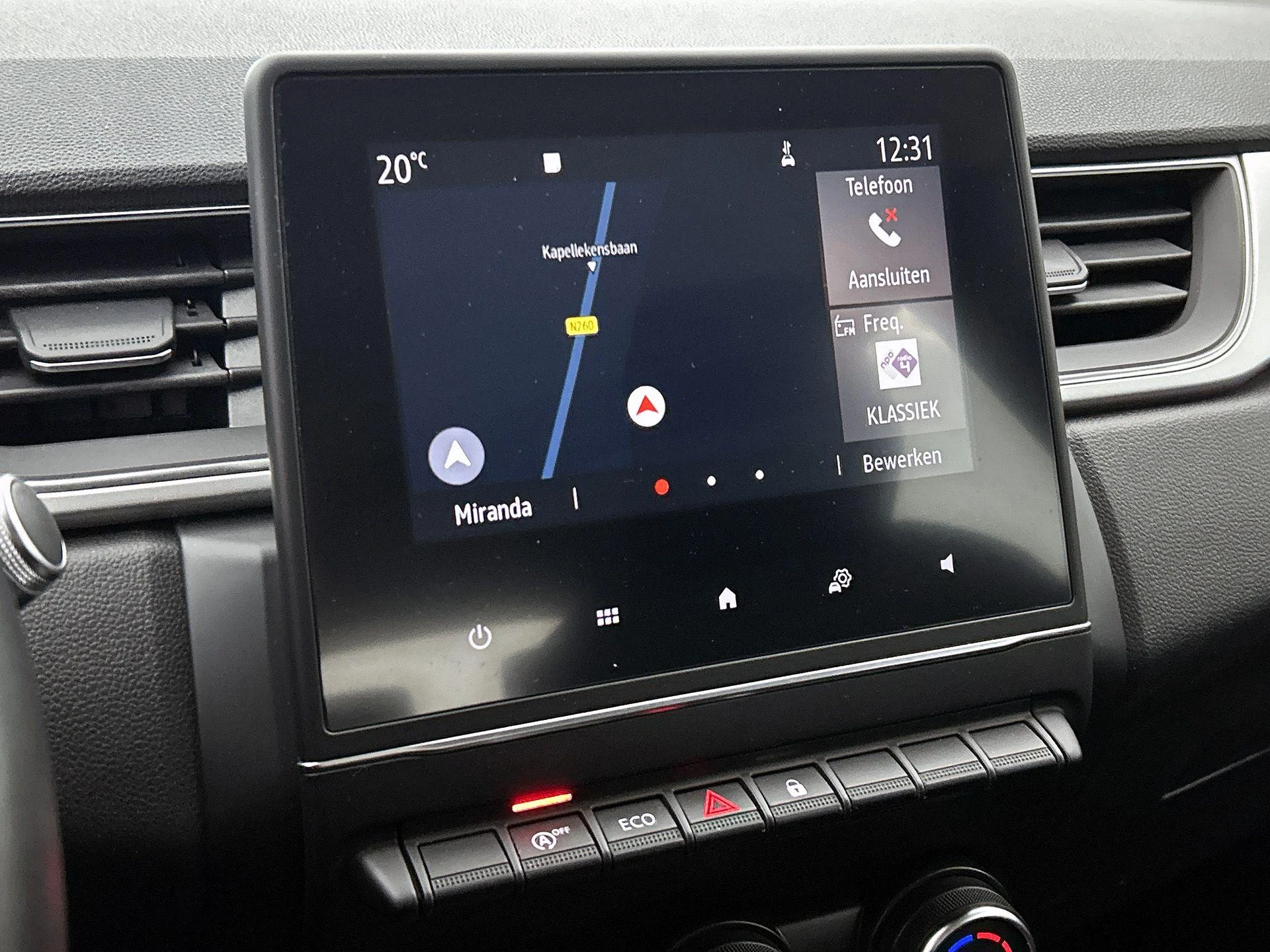 Renault-Captur-image-30