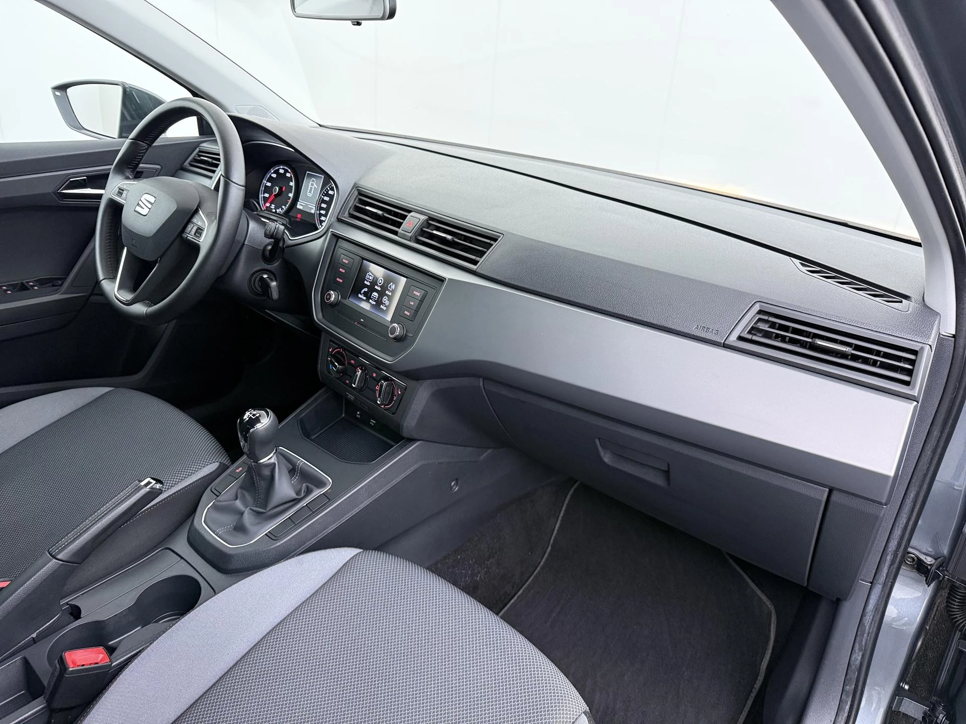 SEAT-Ibiza-image-24
