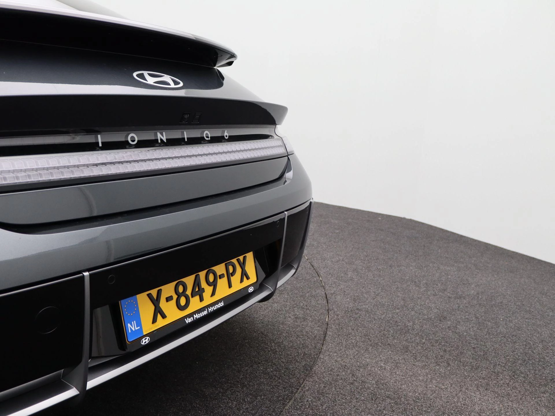 Hyundai-IONIQ 6-image-38