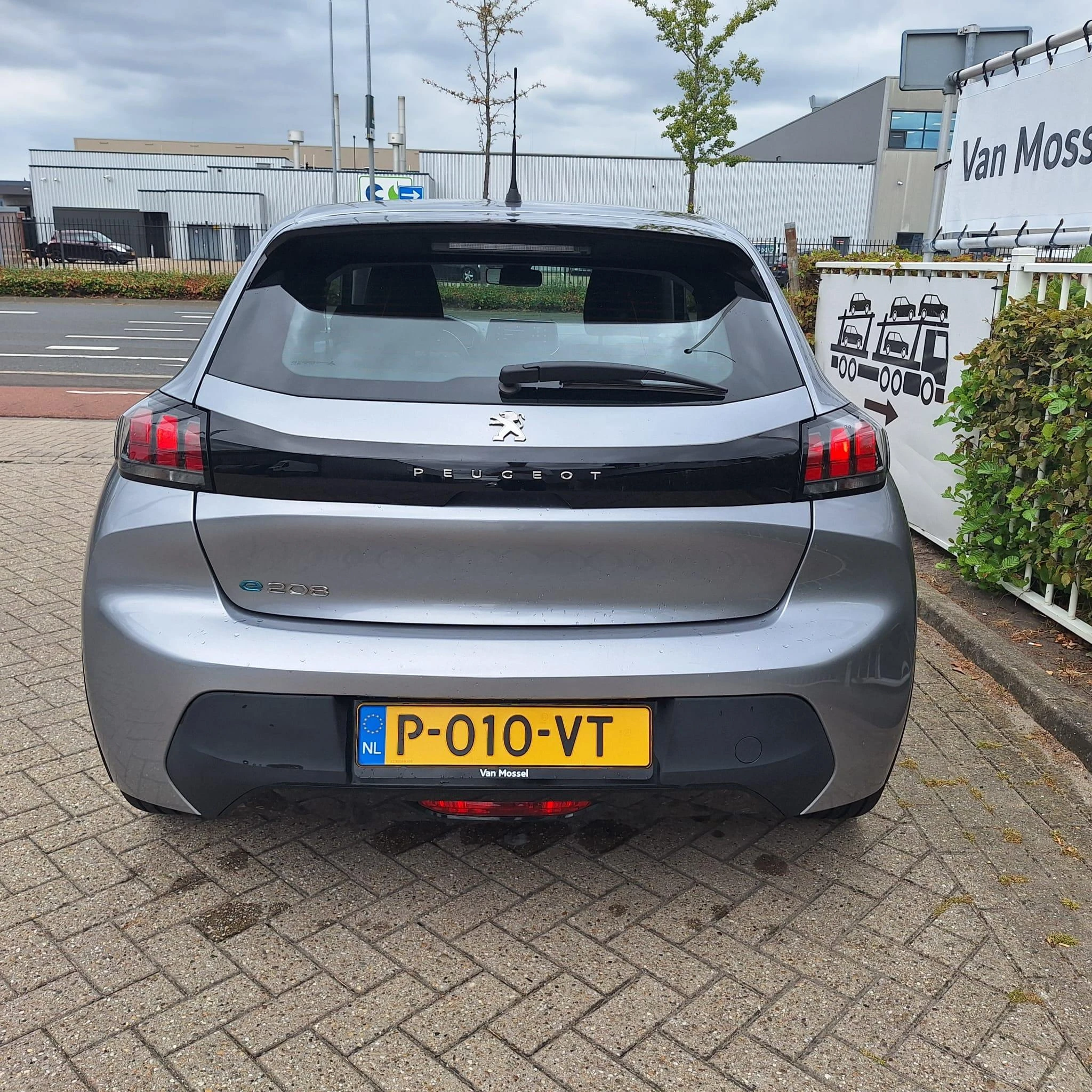 Peugeot e-208 EV Active 50 kWh