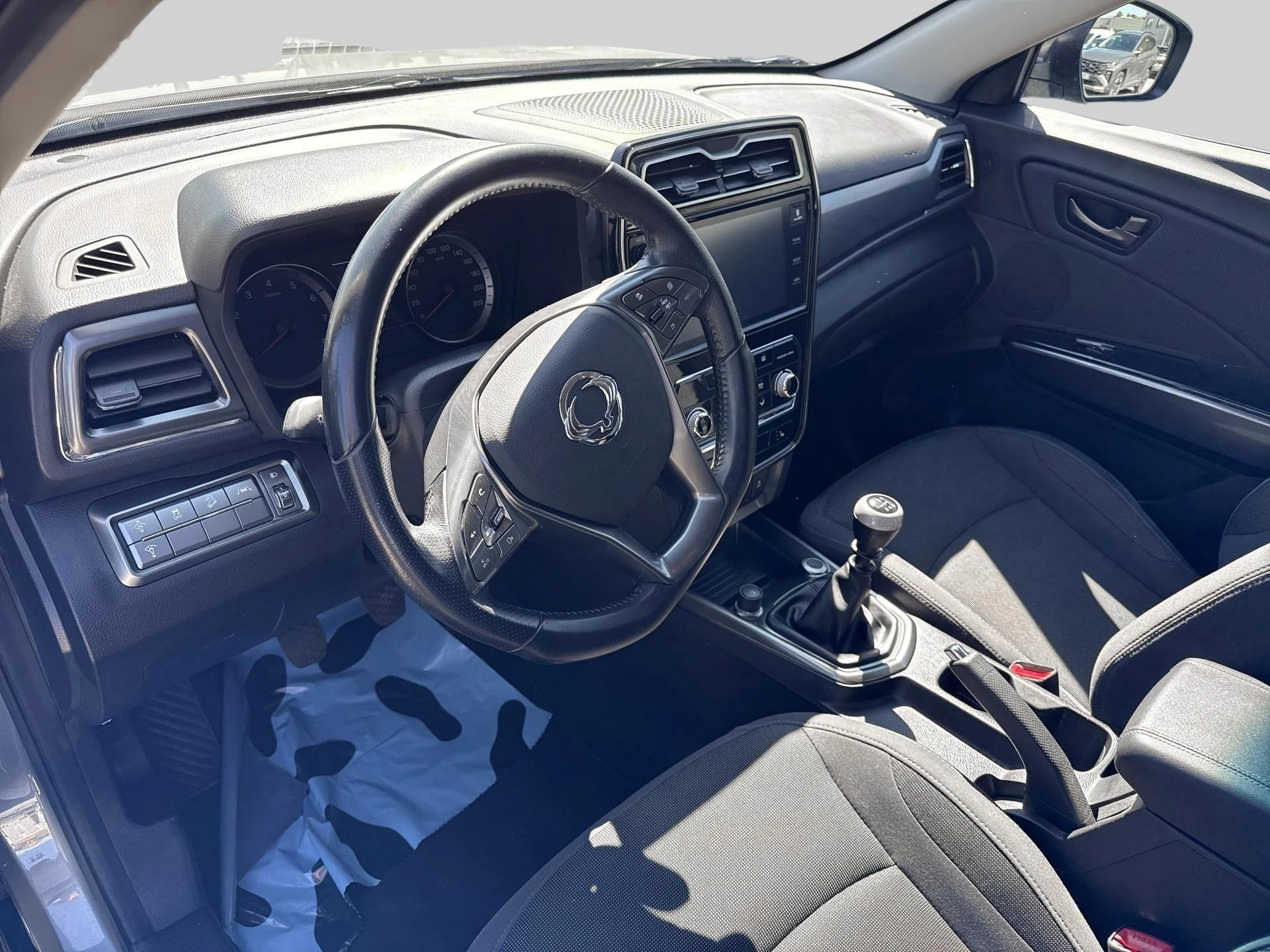 SsangYong-Tivoli-image-8