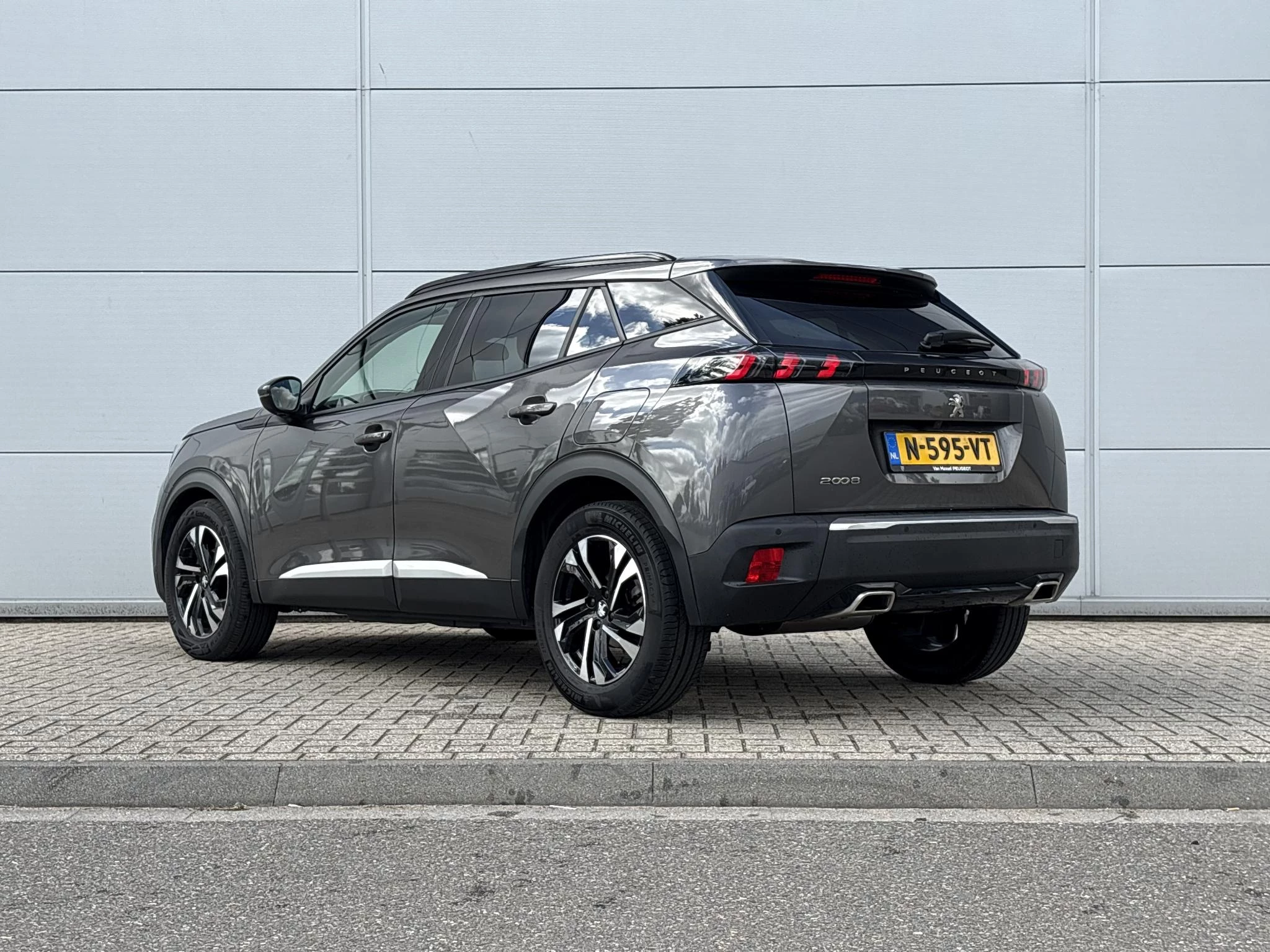 Peugeot 2008 1.2 PureTech Allure Pack