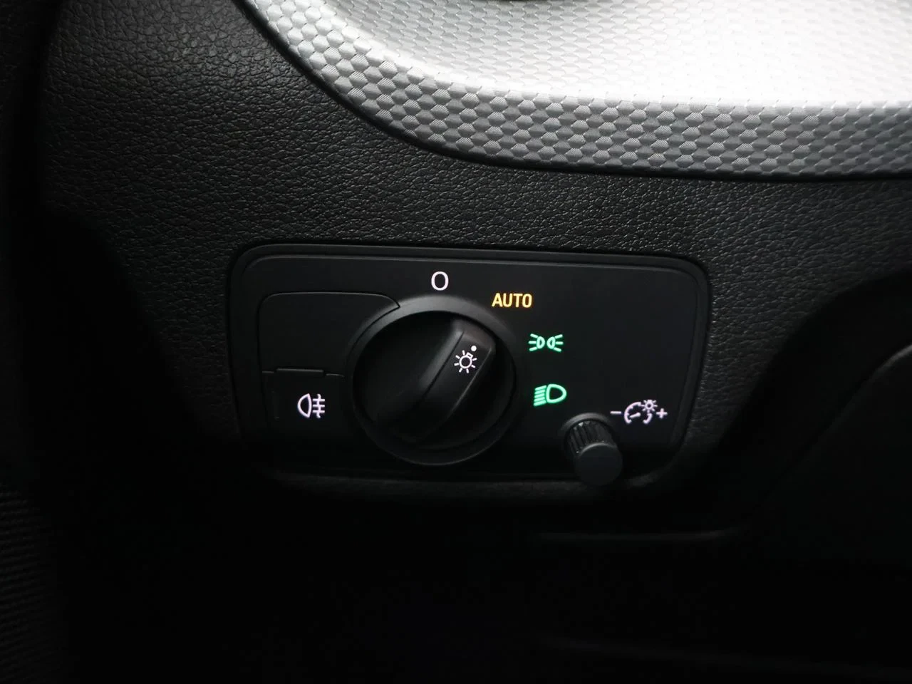 Audi-Q2-image-22