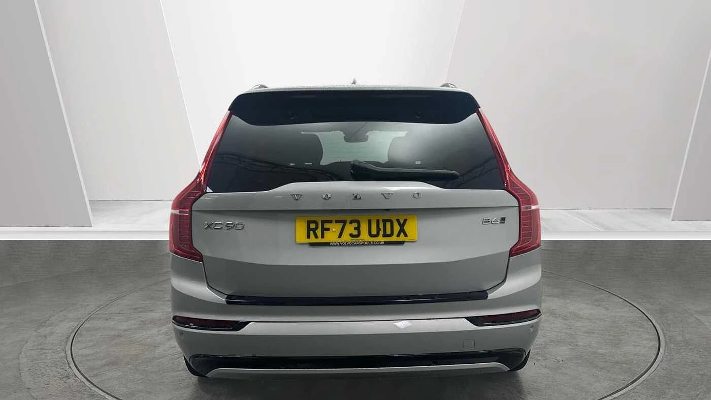 Volvo-XC90-image-8
