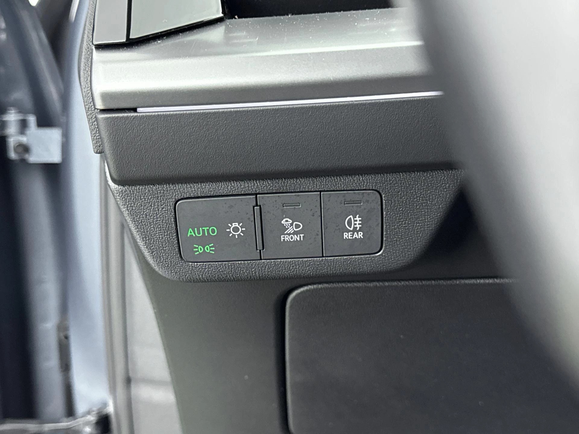 Audi-Q4 e-tron-image-27