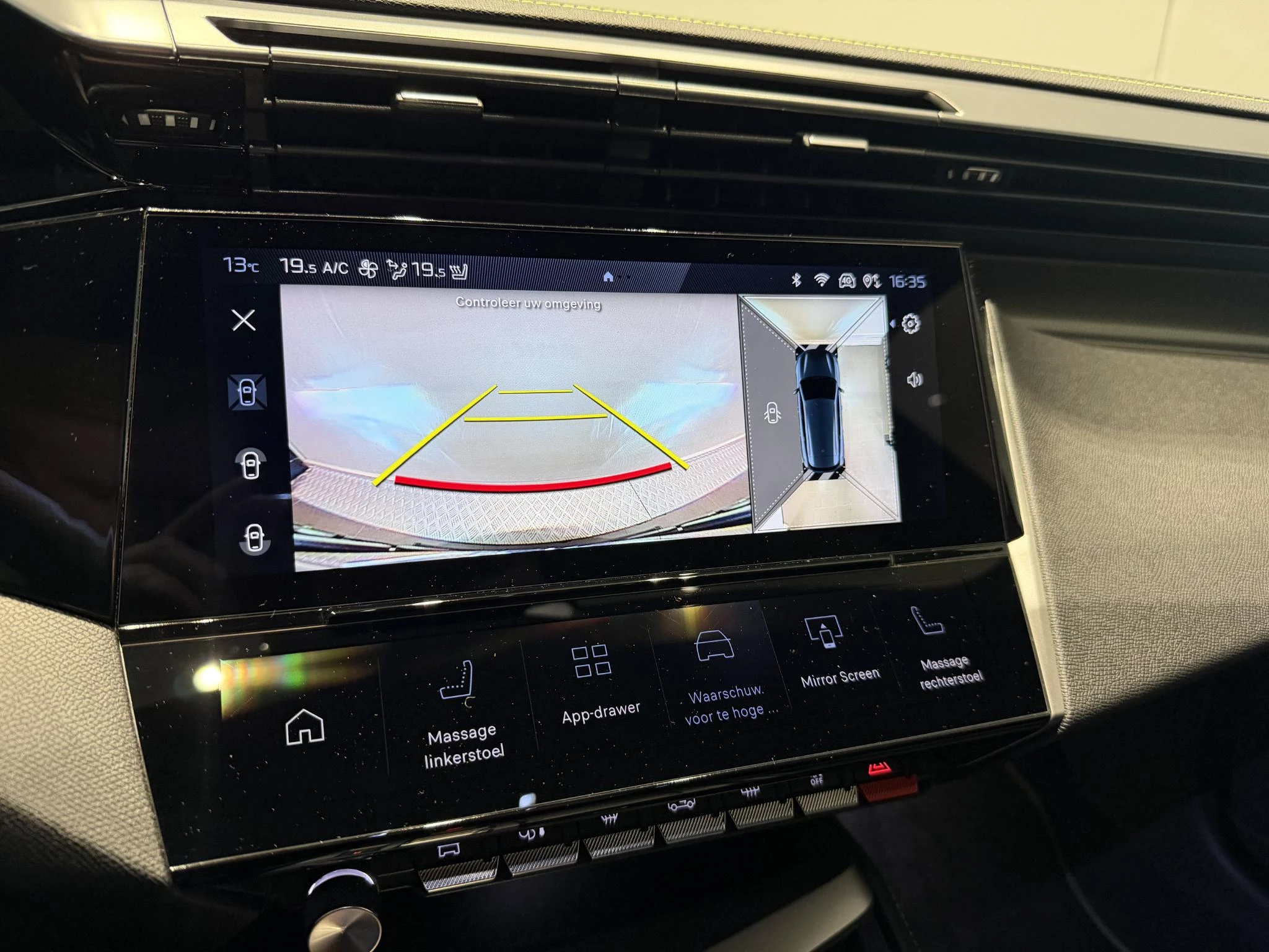 Peugeot-308-image-27