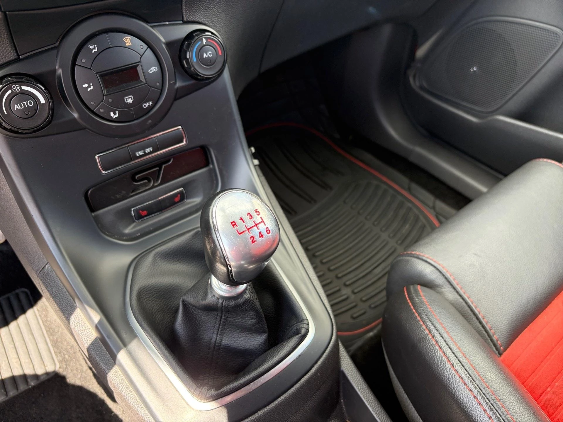 Ford Fiesta 1.6i Ecoboost 134kW ST2