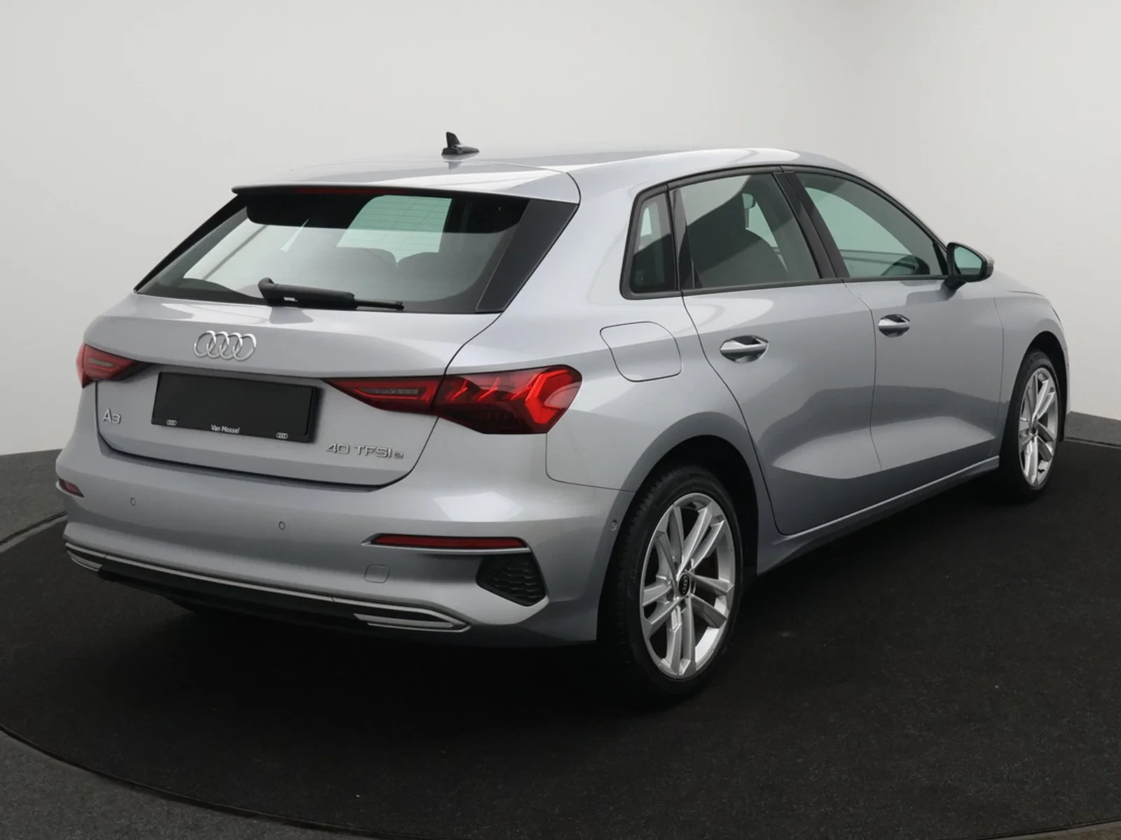 Audi A3 Sportback PHEV Audi A3 Sportback 40 TFSIe PHEV 204PK *AUTOMAAT*PDC*APP CONNECT*NAVI*FULL LED*LEDER*SPORTSEATS*DIGITAL COCKPIT*;;;