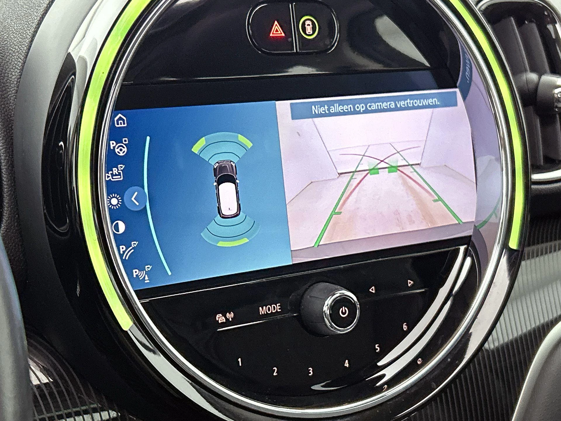 MINI-Countryman-image-12