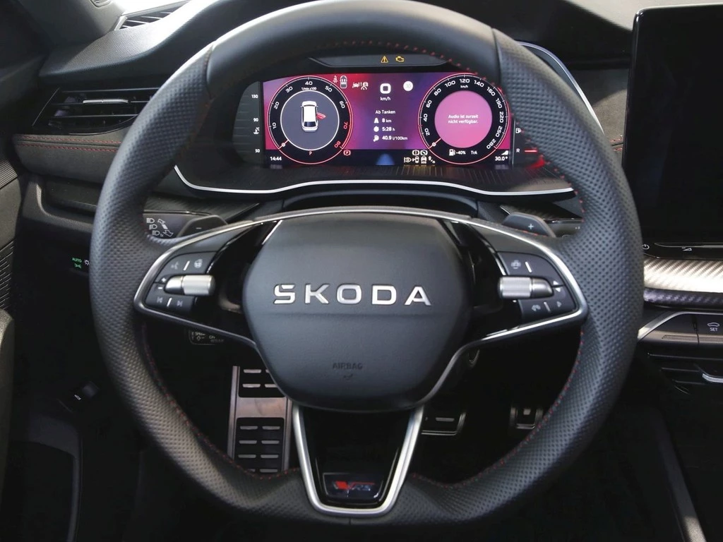 Škoda Octavia Combi RS 2.0 TSI UPE 58.490 RS Lounge
