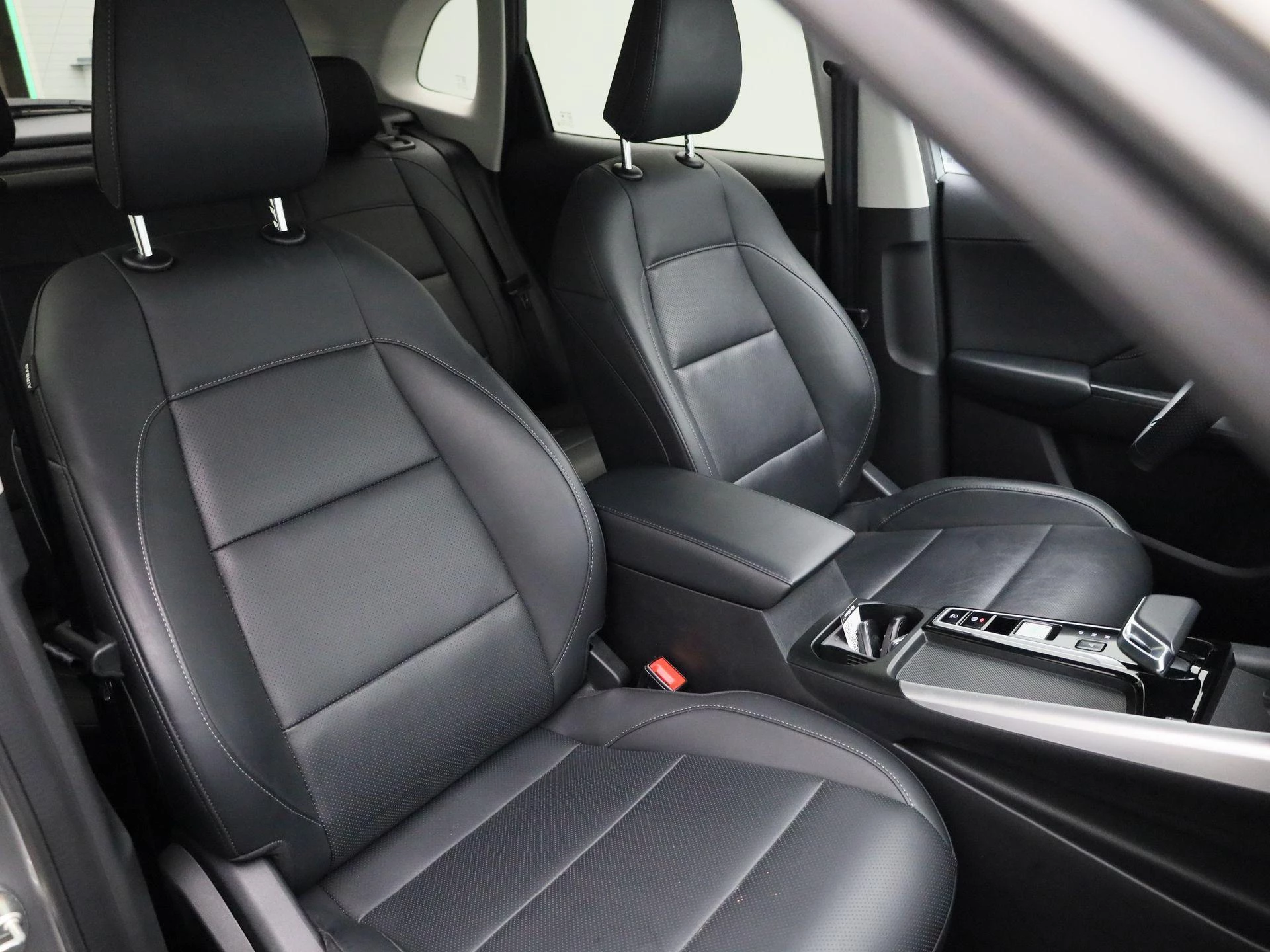 MG-ZS-image-34