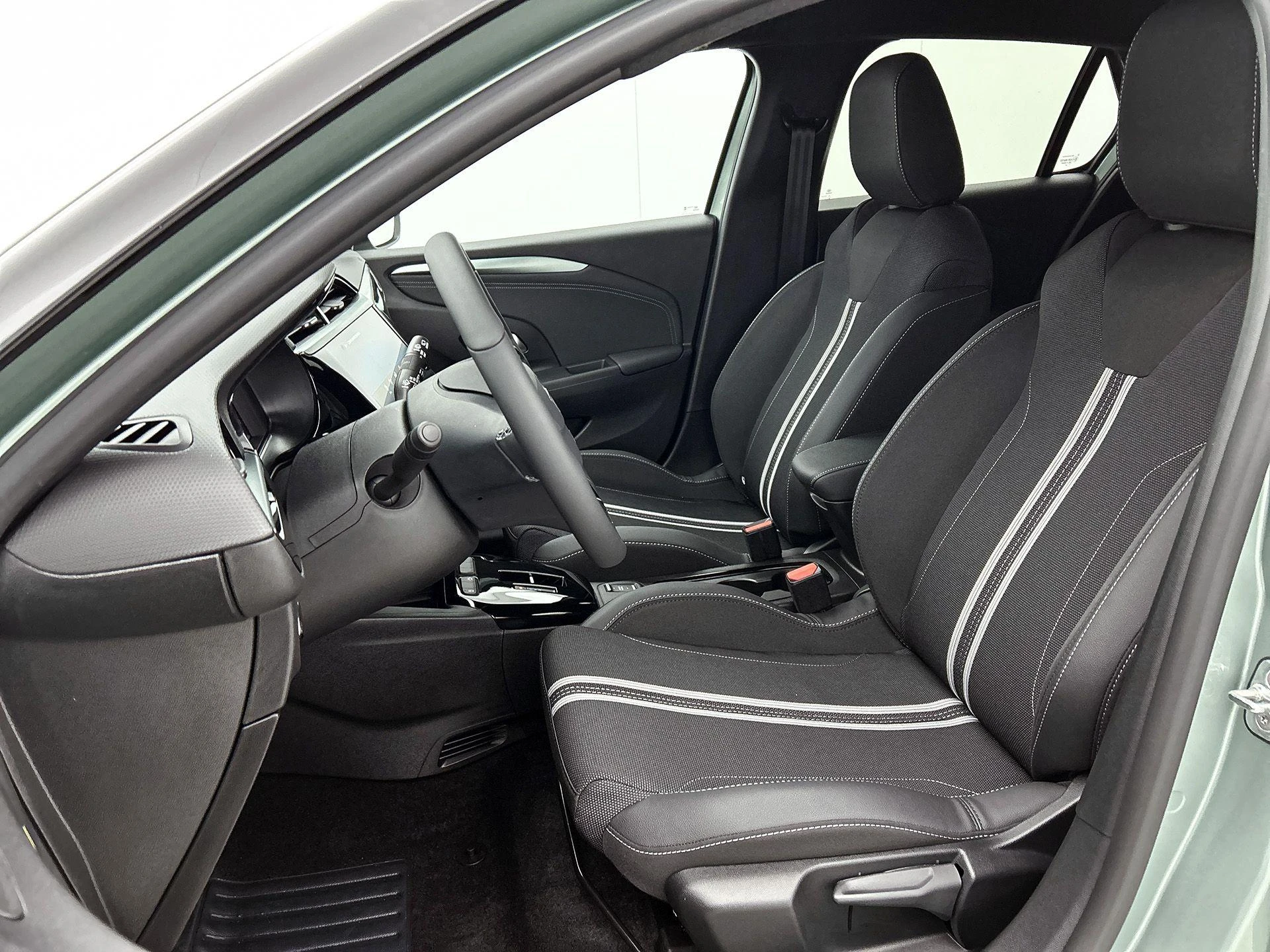 Opel-Corsa-image-39