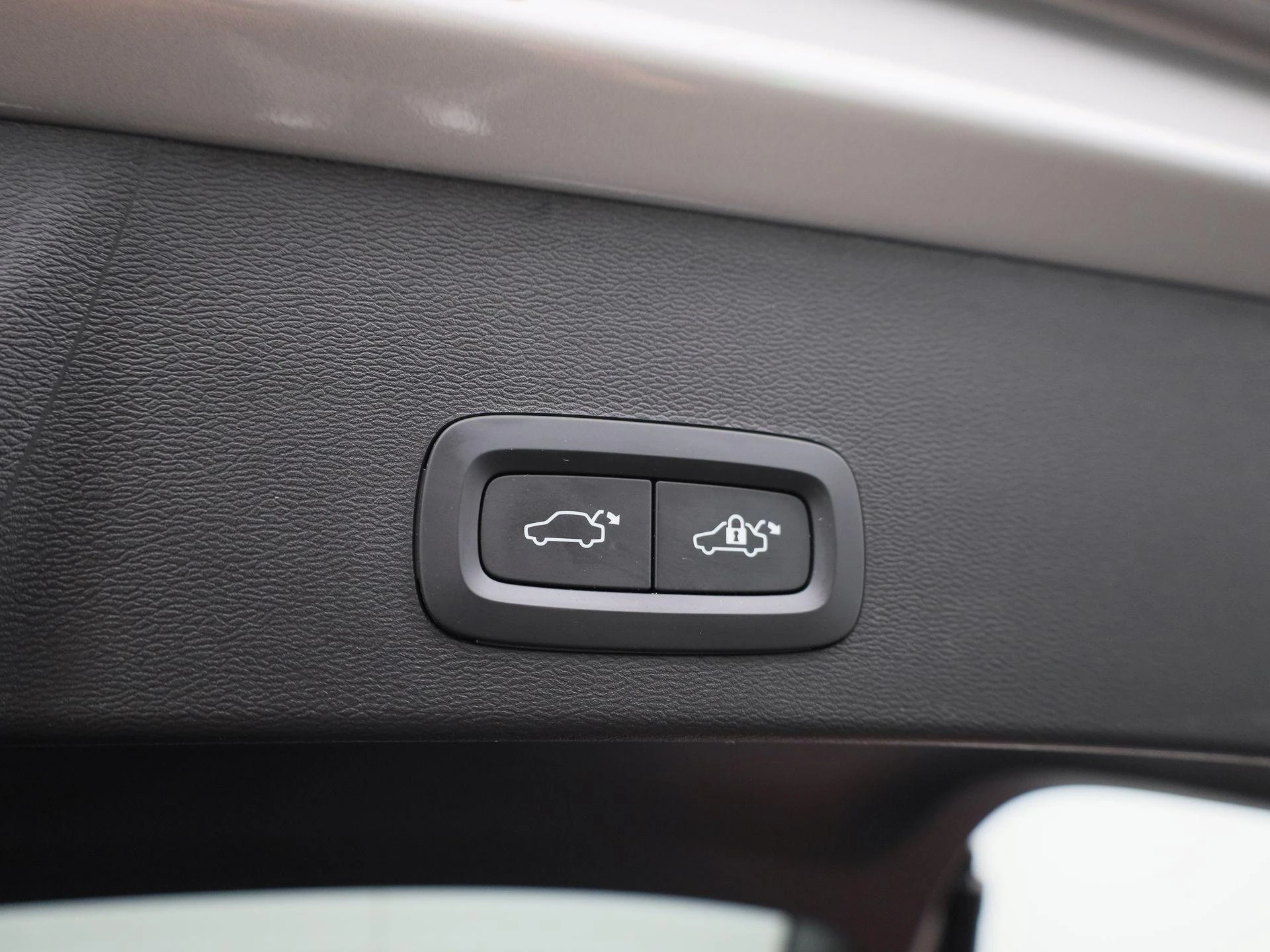 Volvo-XC40-image-14
