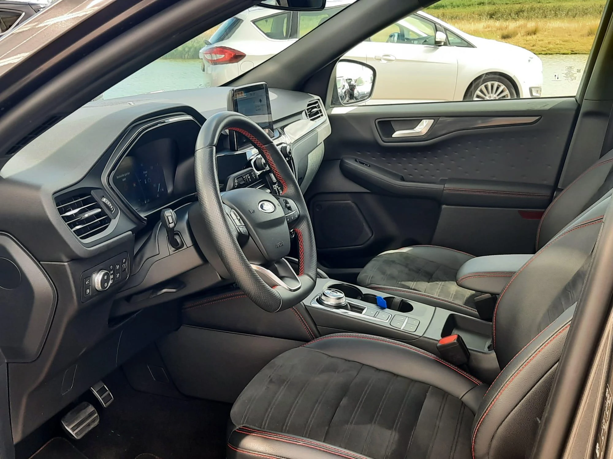 Ford-Kuga-image-8