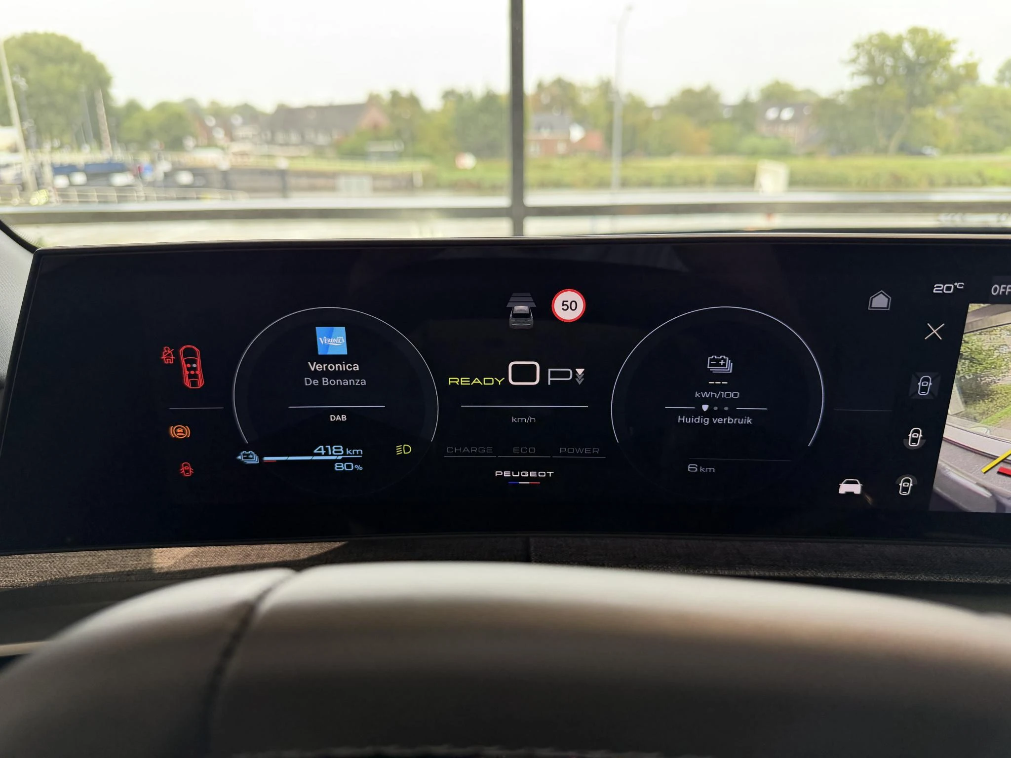 Peugeot-e-3008-image-13