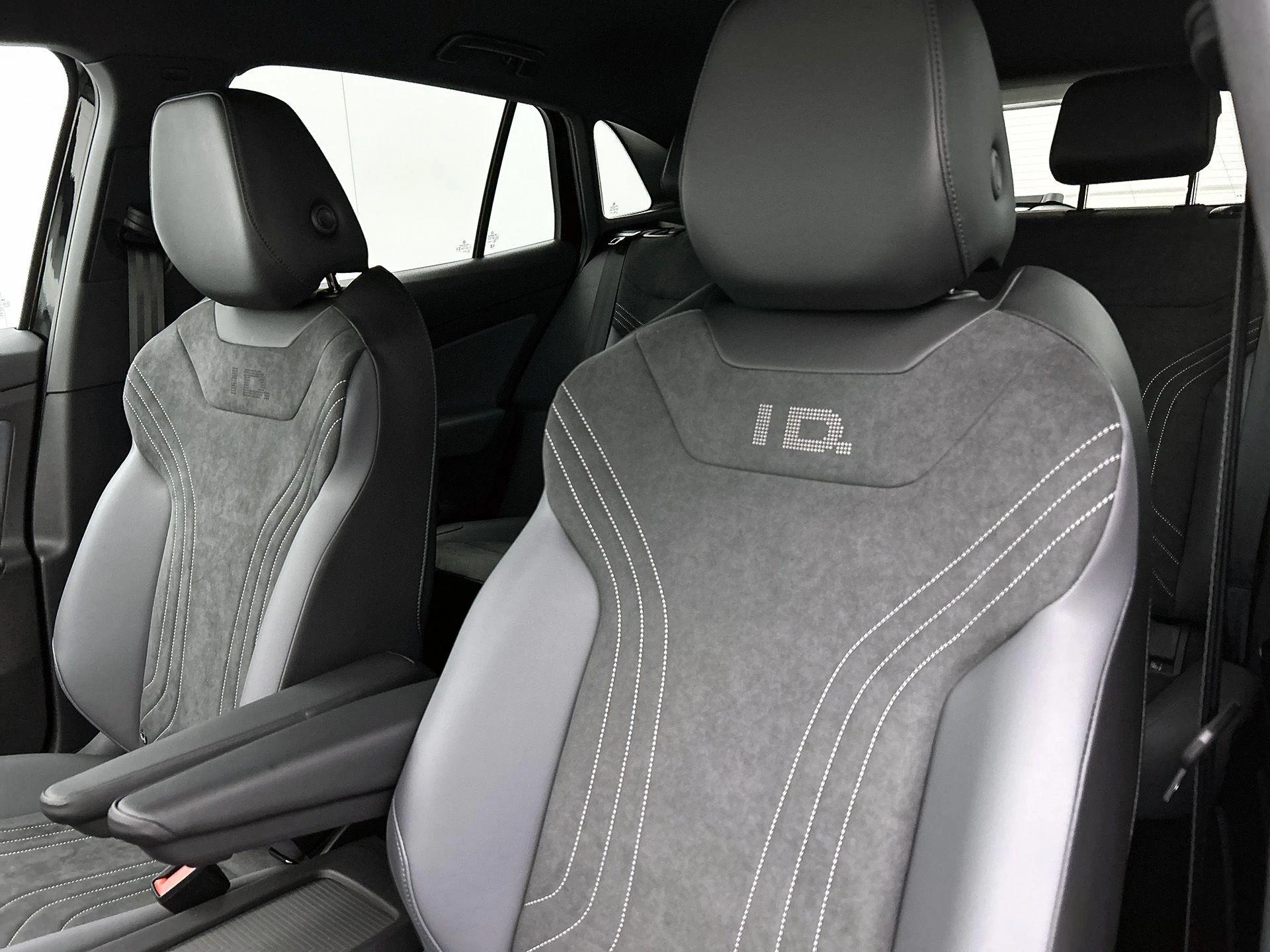 Volkswagen-ID.4-image-11