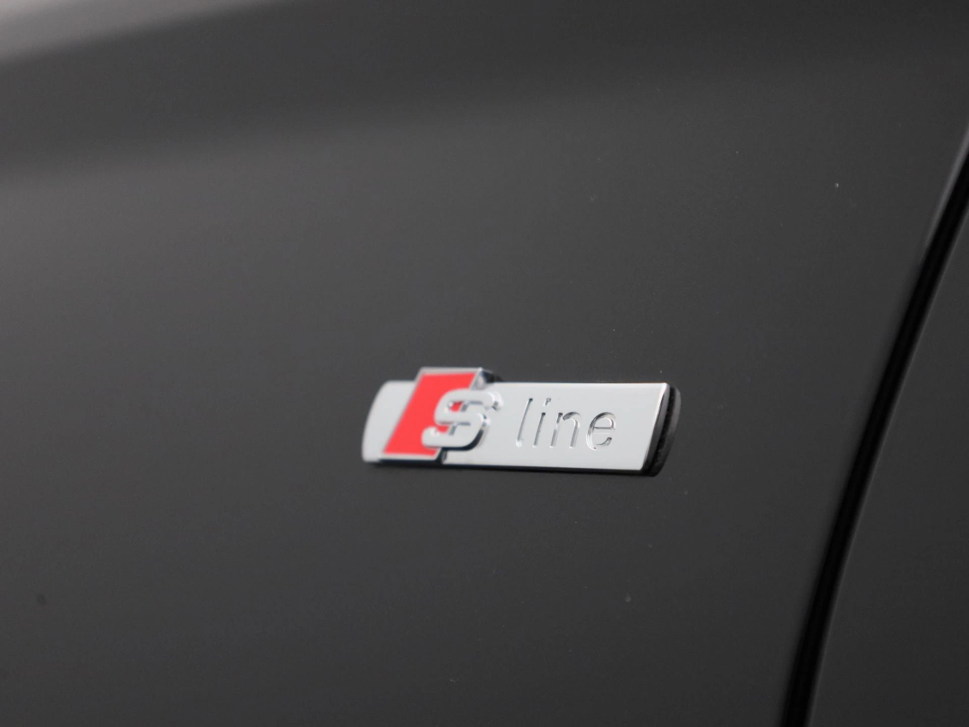 Audi-Q6 e-tron-image-52