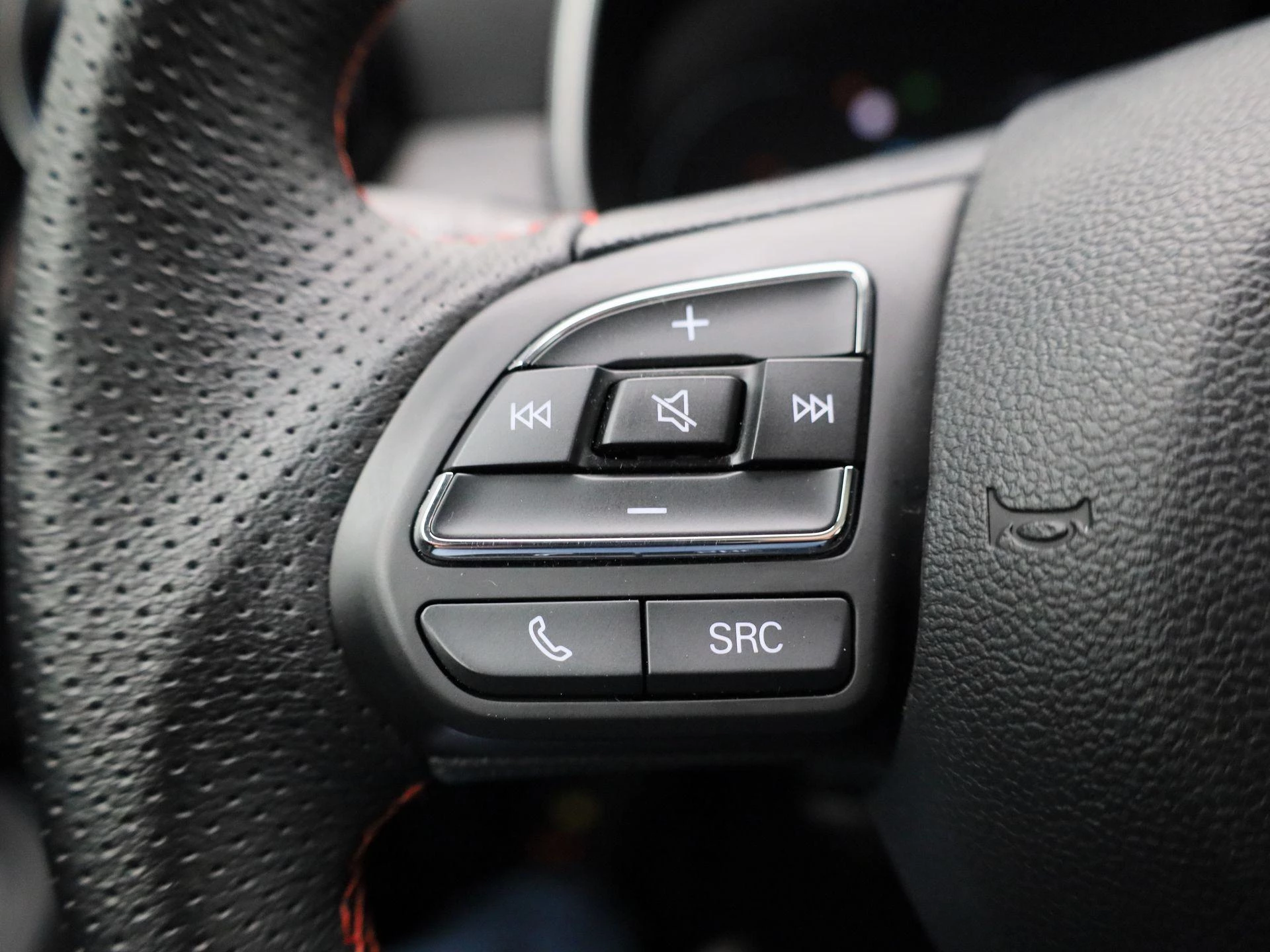 MG-ZS EV-image-18