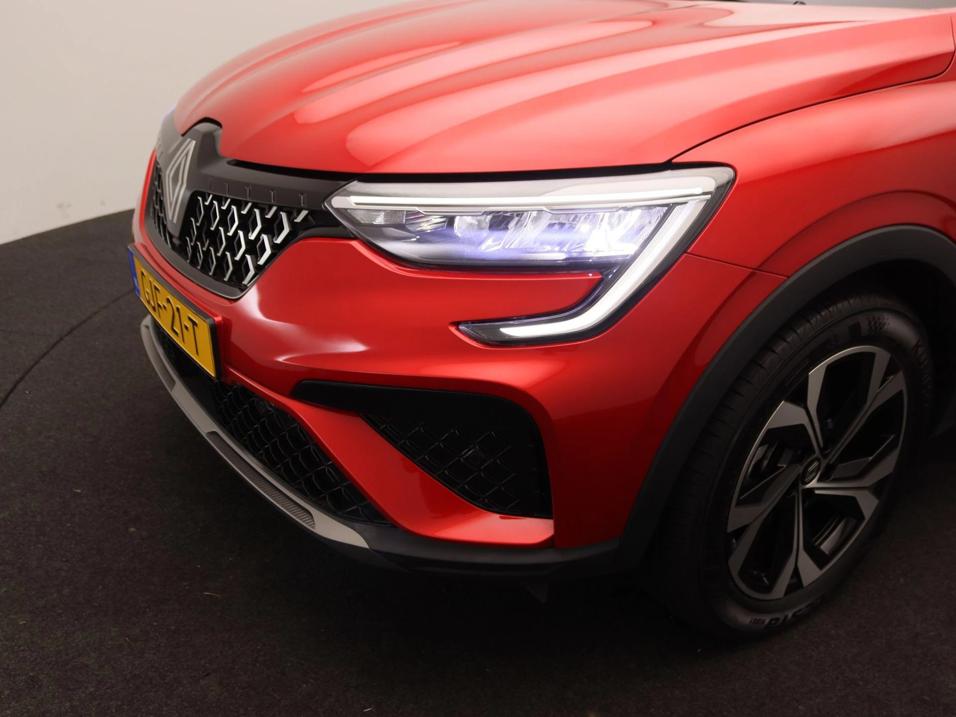 Renault Arkana E-Tech full hybrid 145 techno