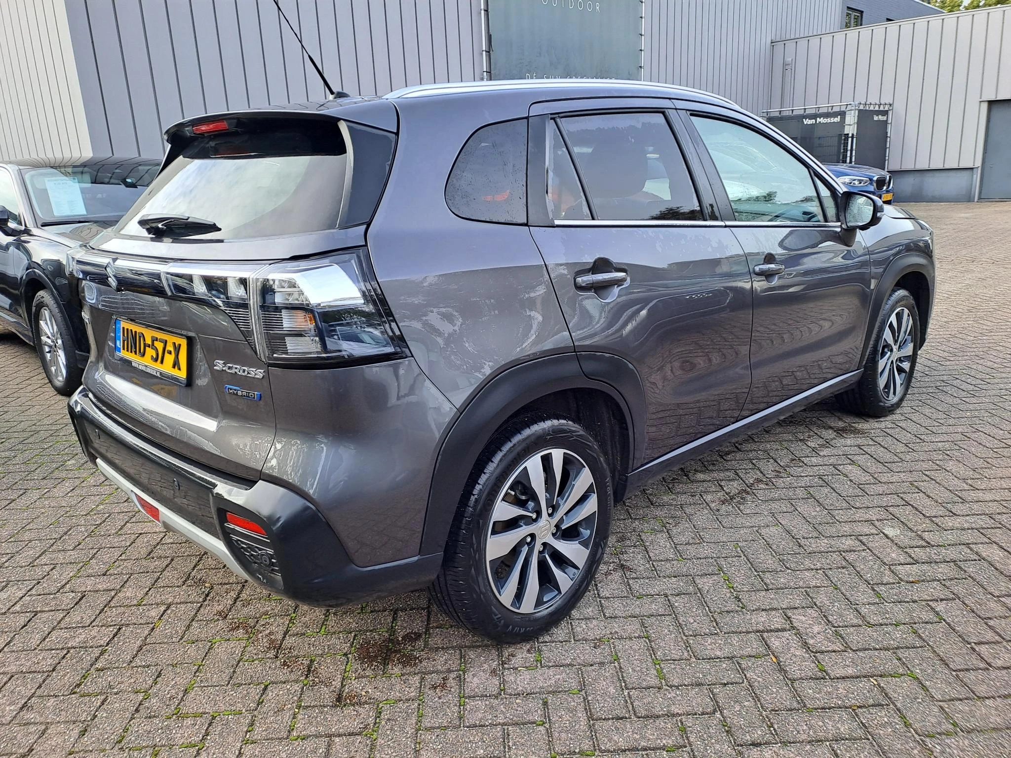 Suzuki-S-Cross-image-3