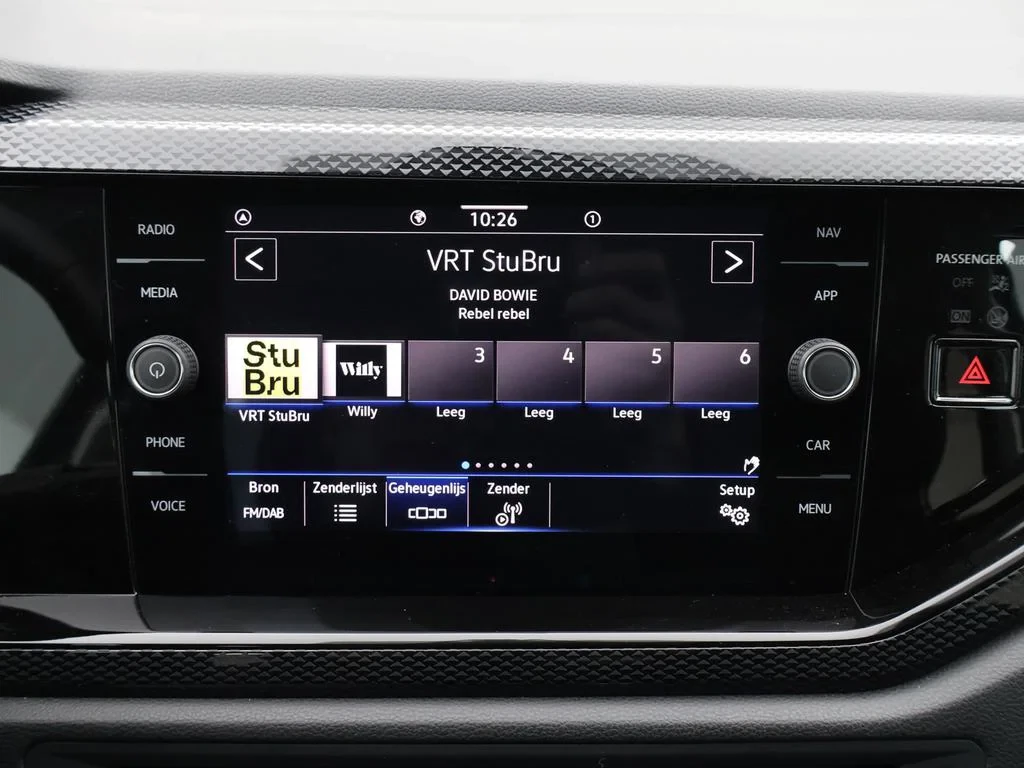 Volkswagen-Taigo-image-18