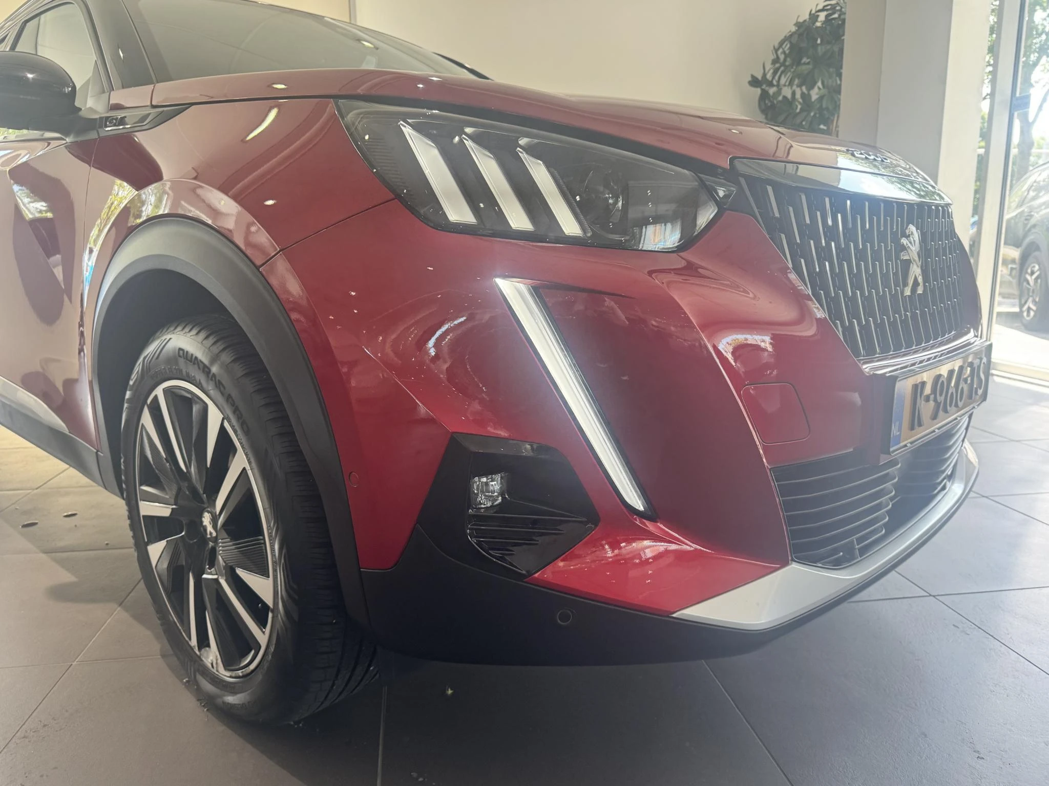 Peugeot-2008-image-8