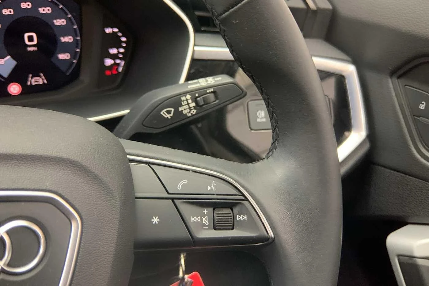 Audi-Q3-image-23