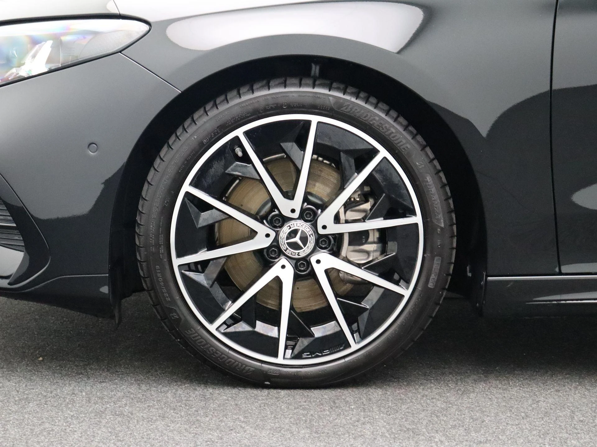 Mercedes-Benz-CLA-image-6