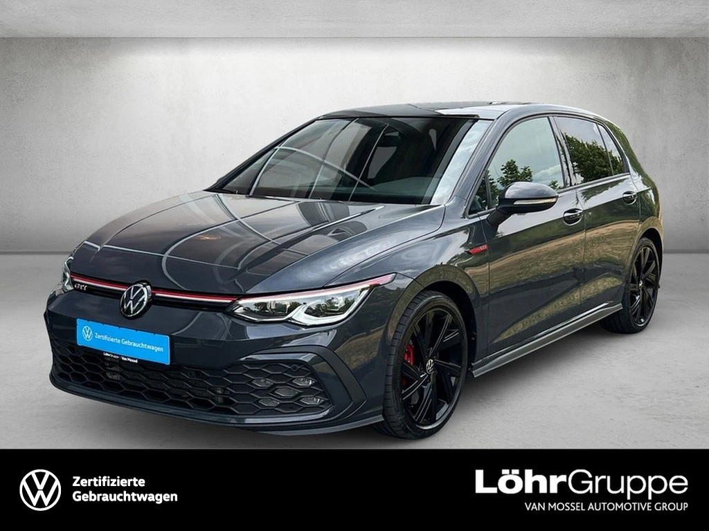 Volkswagen-Golf-image-0