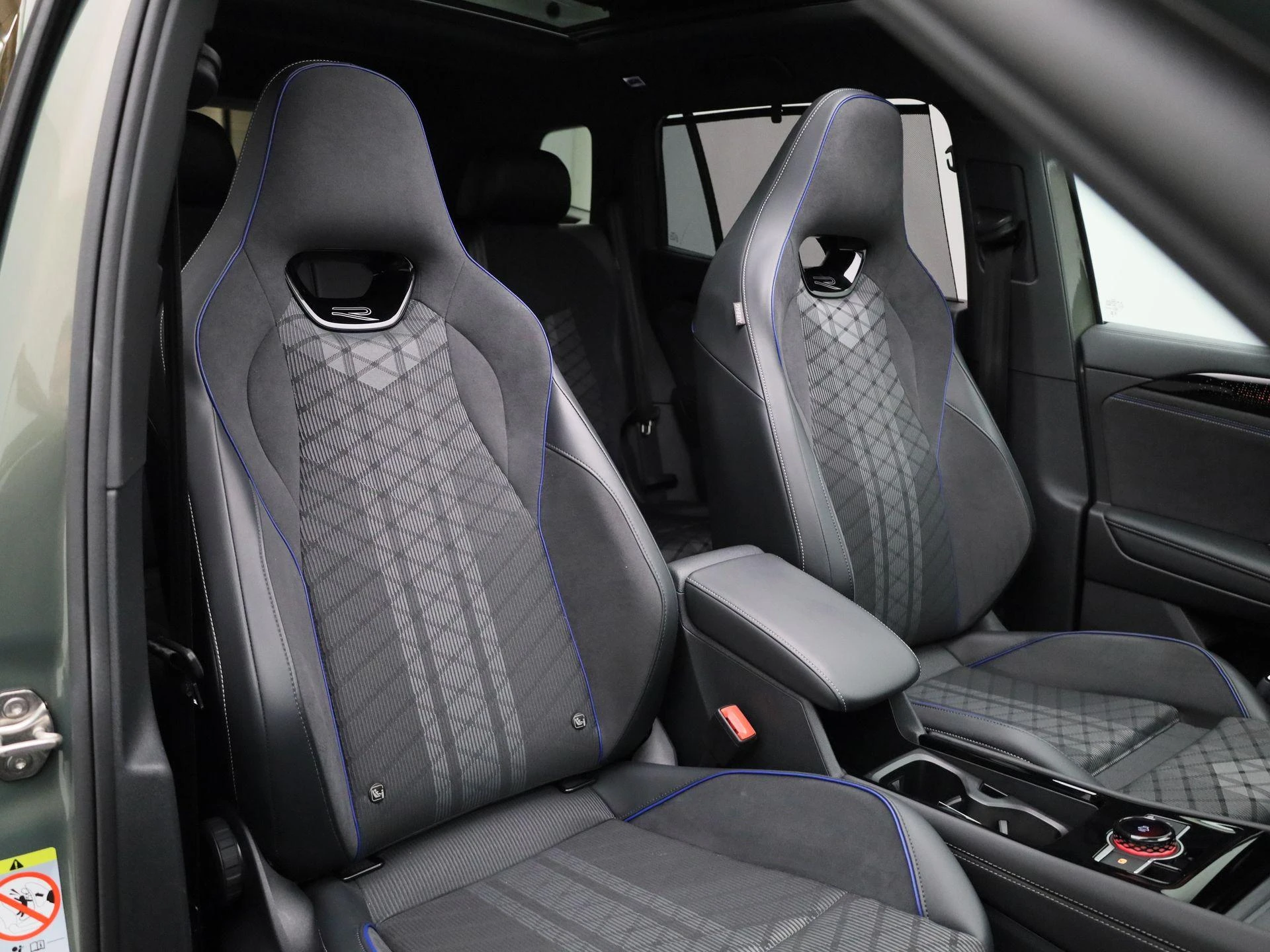 Volkswagen Tayron 1.5 eHybrid R-Line Edition 204 PK|