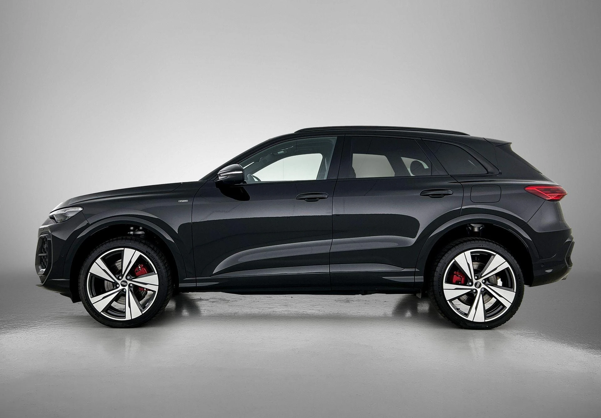 Audi-Q5-image-1
