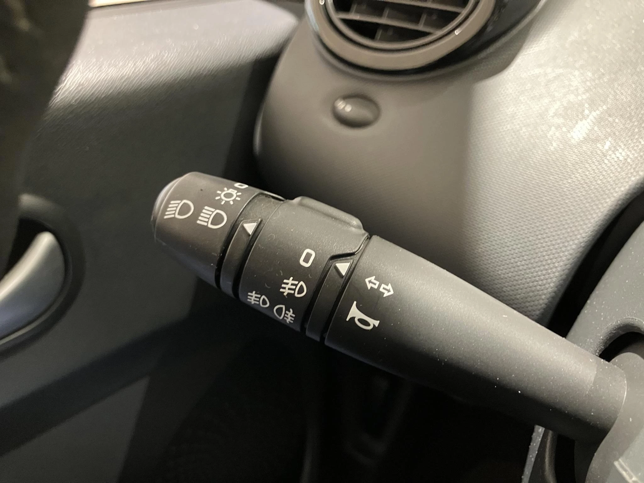 Renault-Twingo-image-14