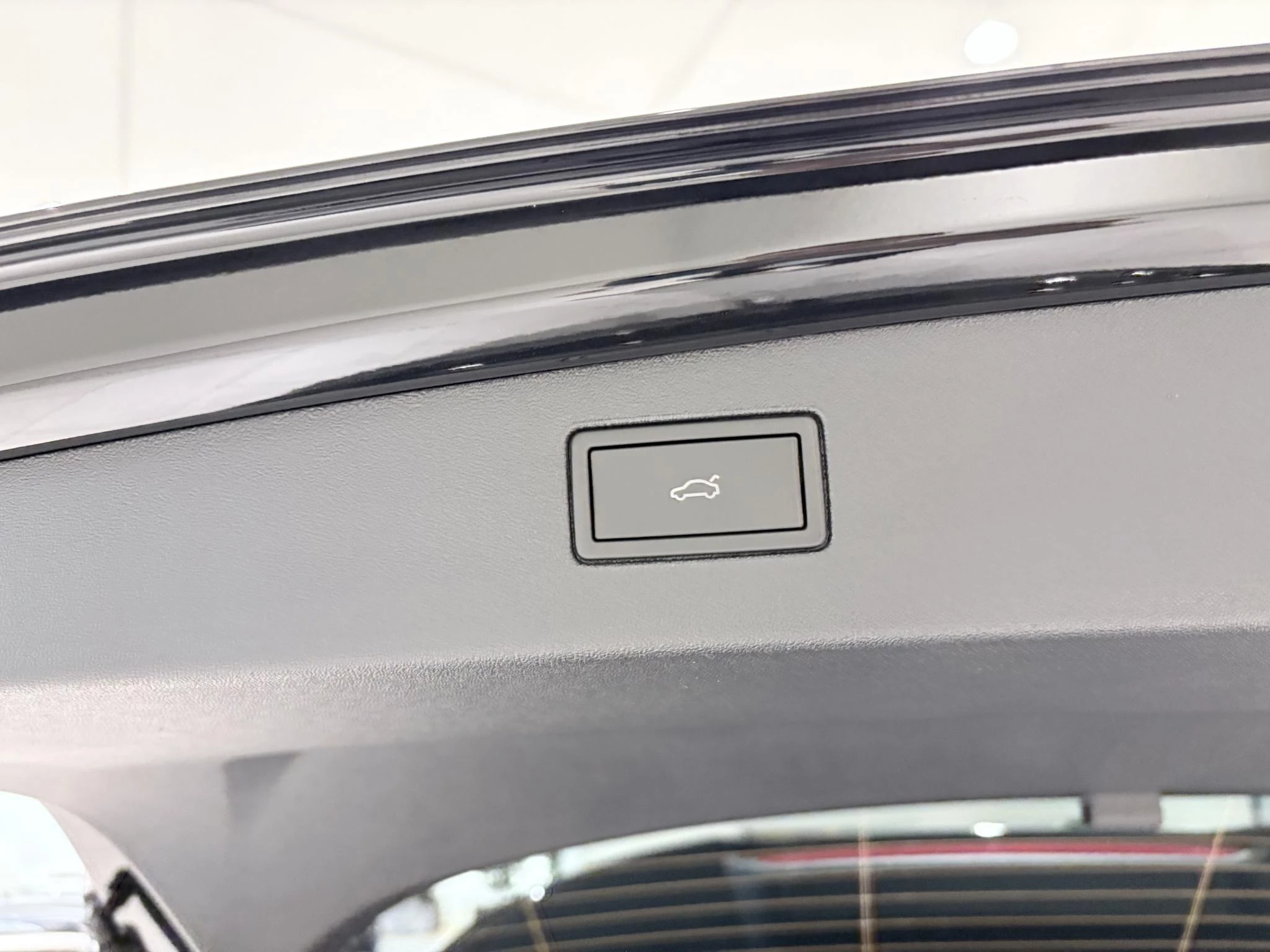 Volkswagen-Tiguan-image-6