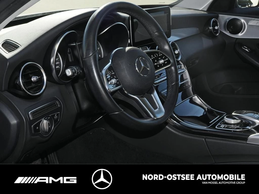 Mercedes-Benz C-Klasse 300 T de AVANTGARDE NAVI AHK 360 LED SITZH AVANTGARDE