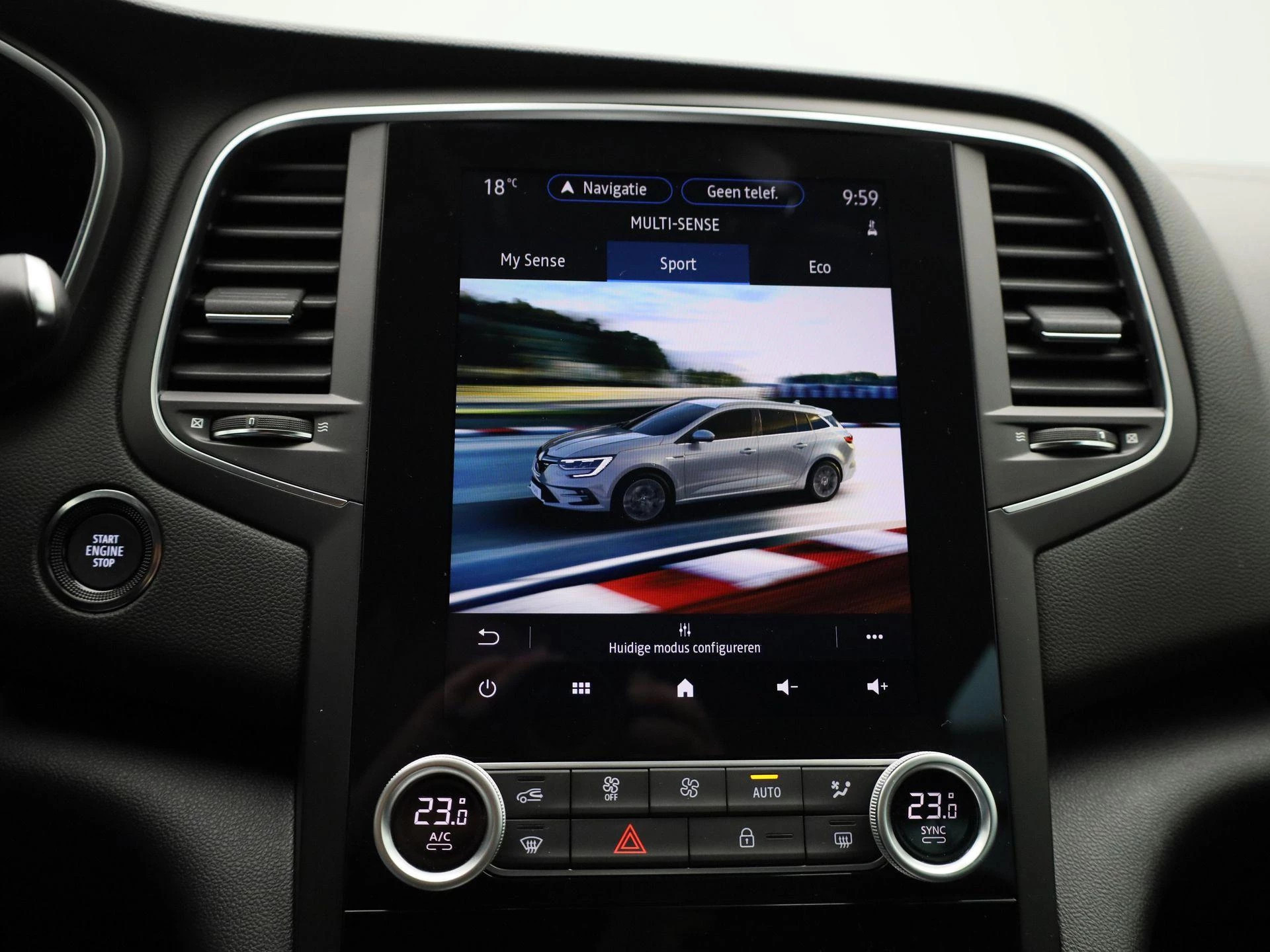 Renault-Mégane Estate-image-27