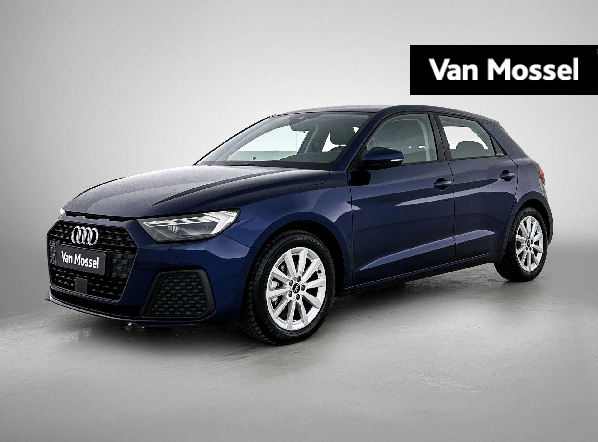 Audi-A1 Sportback-image-0