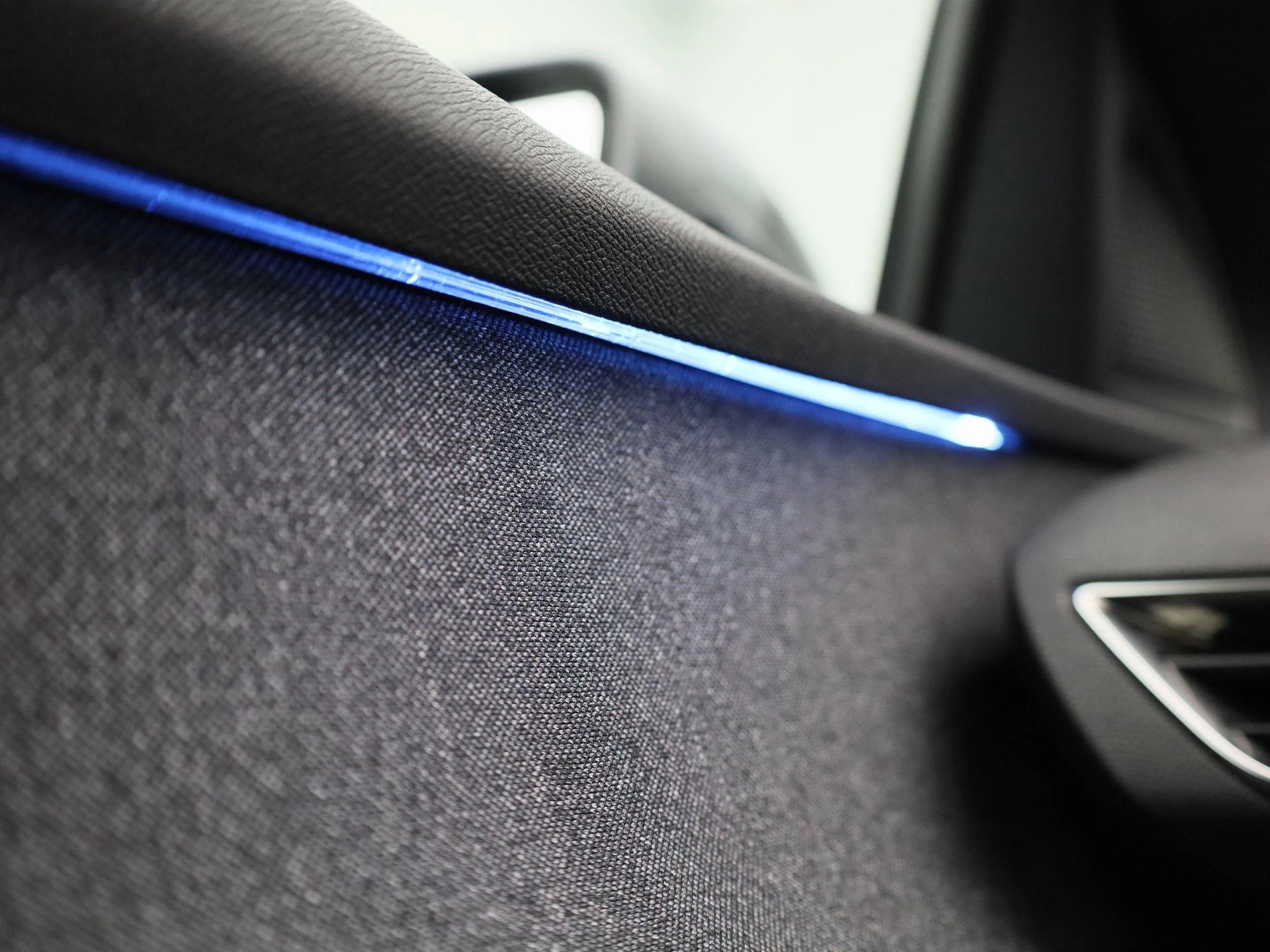 Peugeot-5008-image-24
