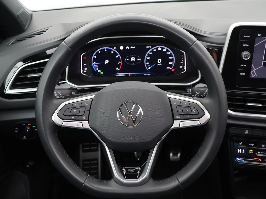 Volkswagen T-Roc T-Roc R-Line Business 1.5TSI 150PK *AUTOMAAT*PANODAK*SPORTZETELS*CAMERA*PDC*ACC*NAVI*...*