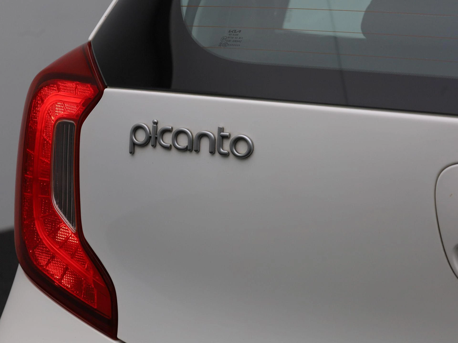 Kia-Picanto-image-33